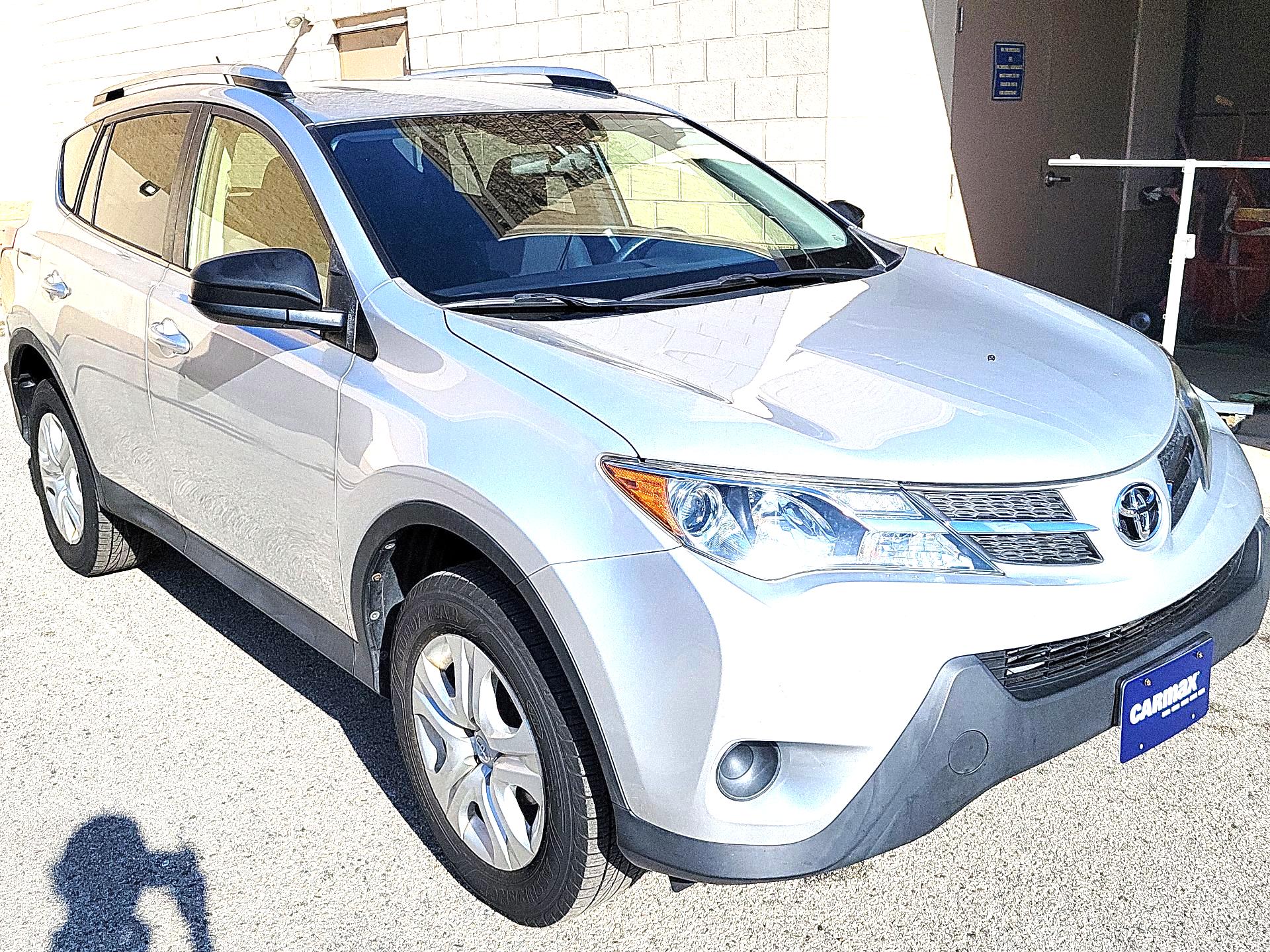 Thumbnail: 2015 Toyota RAV4 - 1