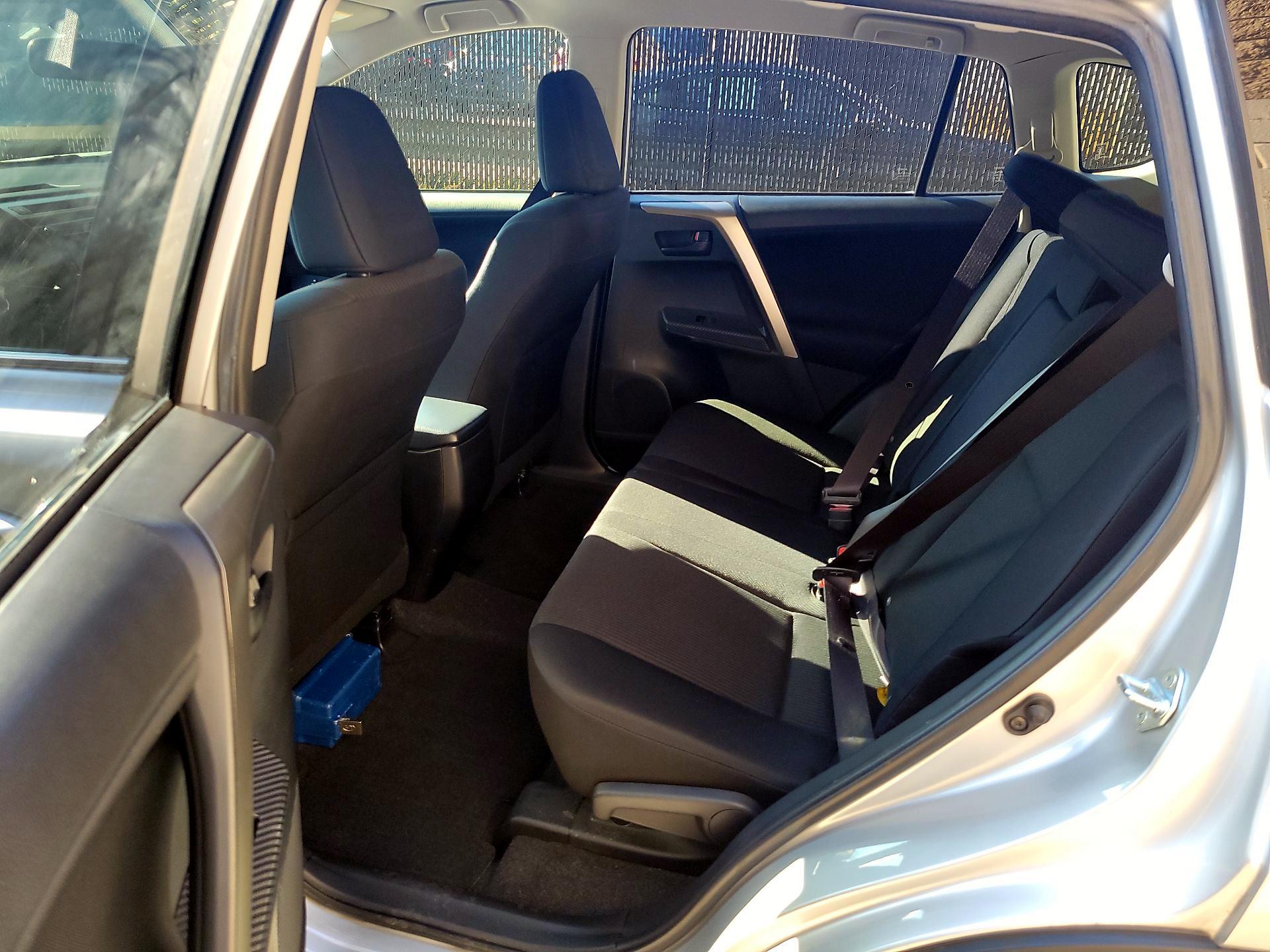 Thumbnail: 2015 Toyota RAV4 - 17