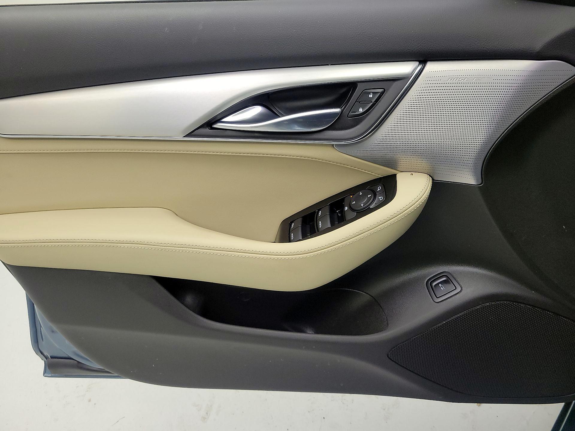 Thumbnail: 2023 Cadillac CT5 - 10