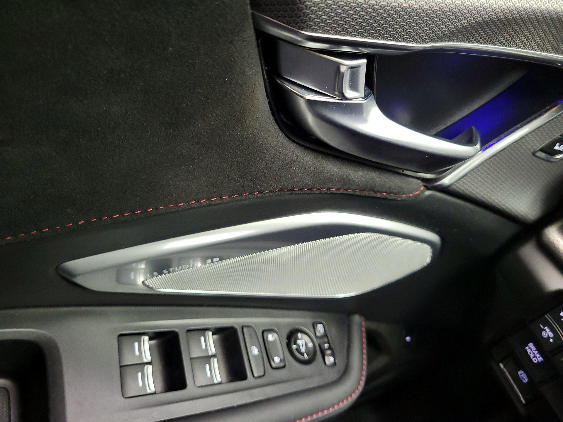 Thumbnail: 2022 Acura RDX - 10