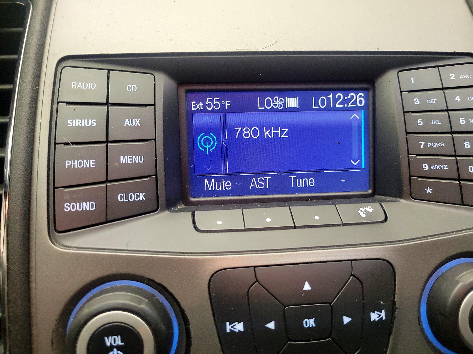 Thumbnail: 2014 Ford Taurus - 12