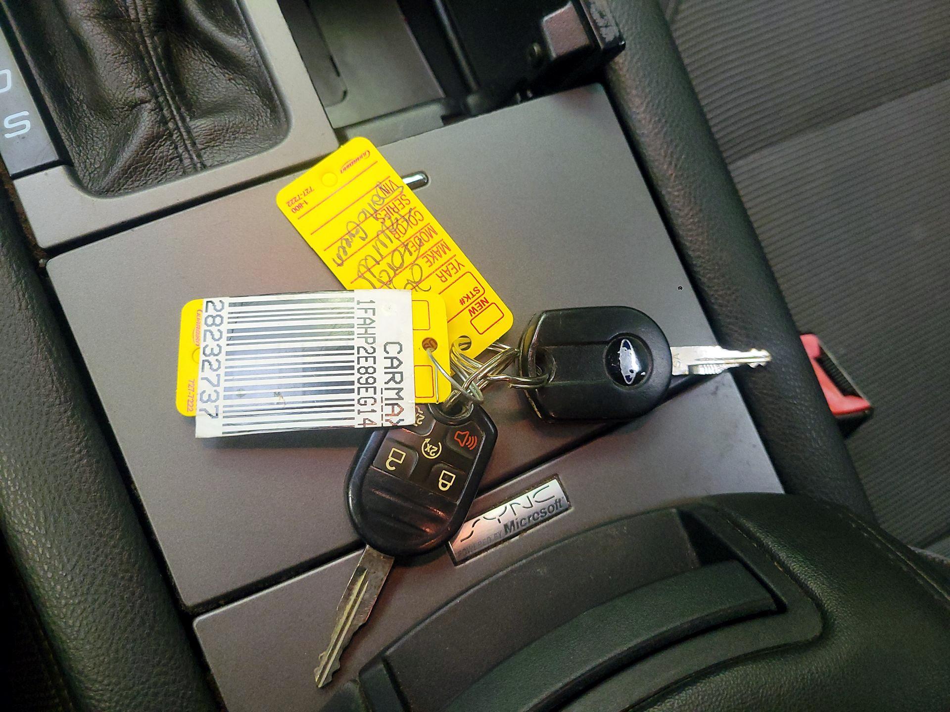 Thumbnail: 2014 Ford Taurus - 19