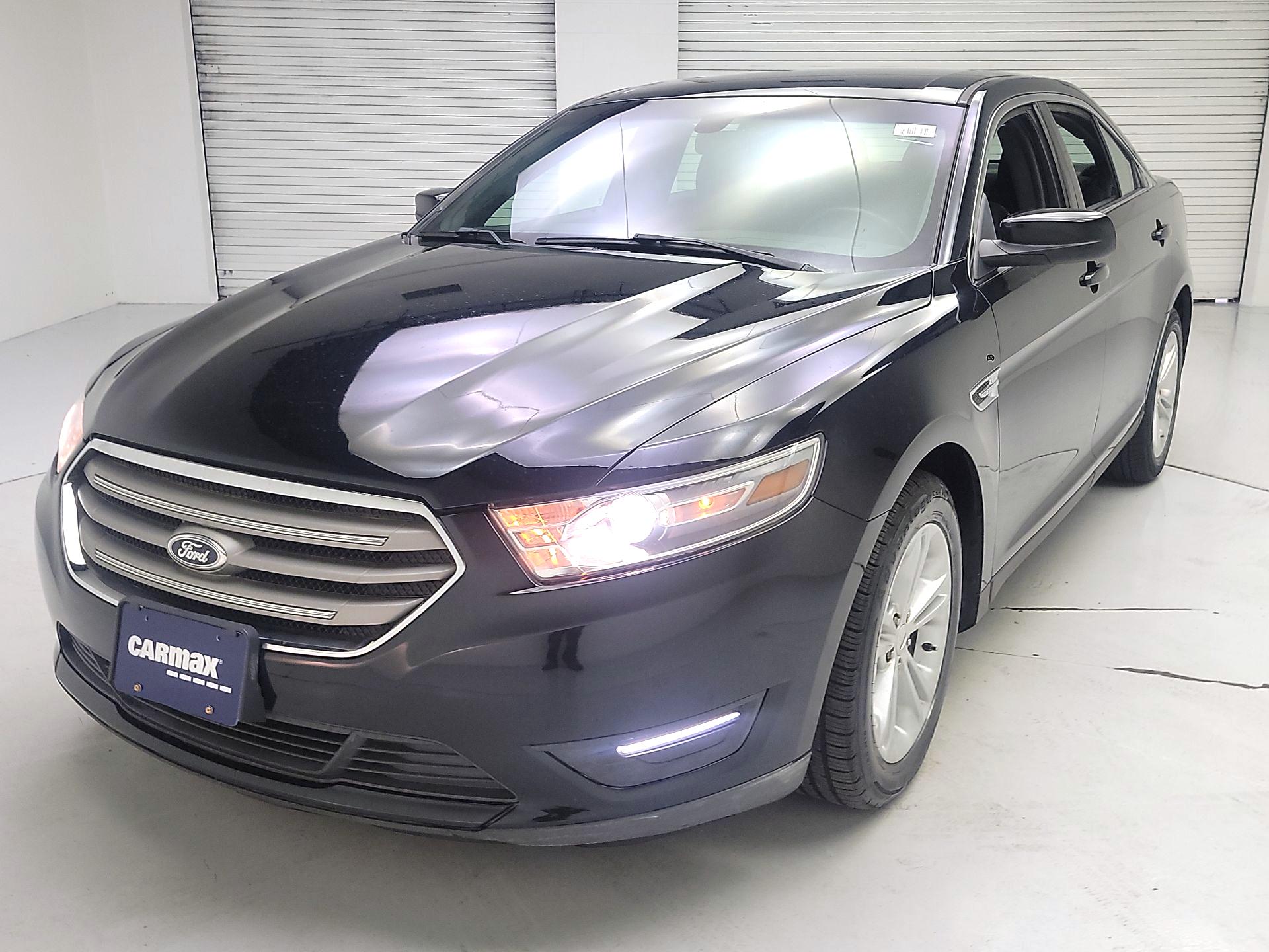 Thumbnail: 2014 Ford Taurus - 3