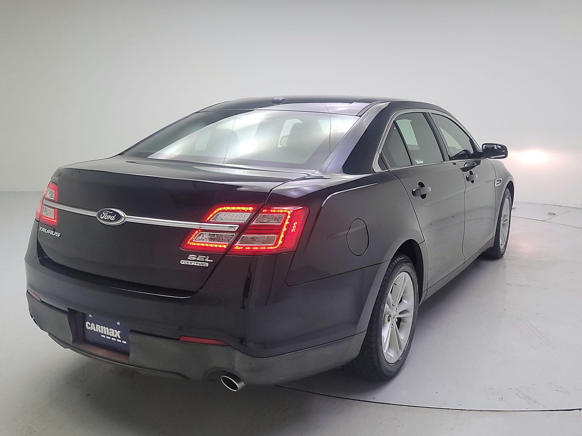 Thumbnail: 2014 Ford Taurus - 5