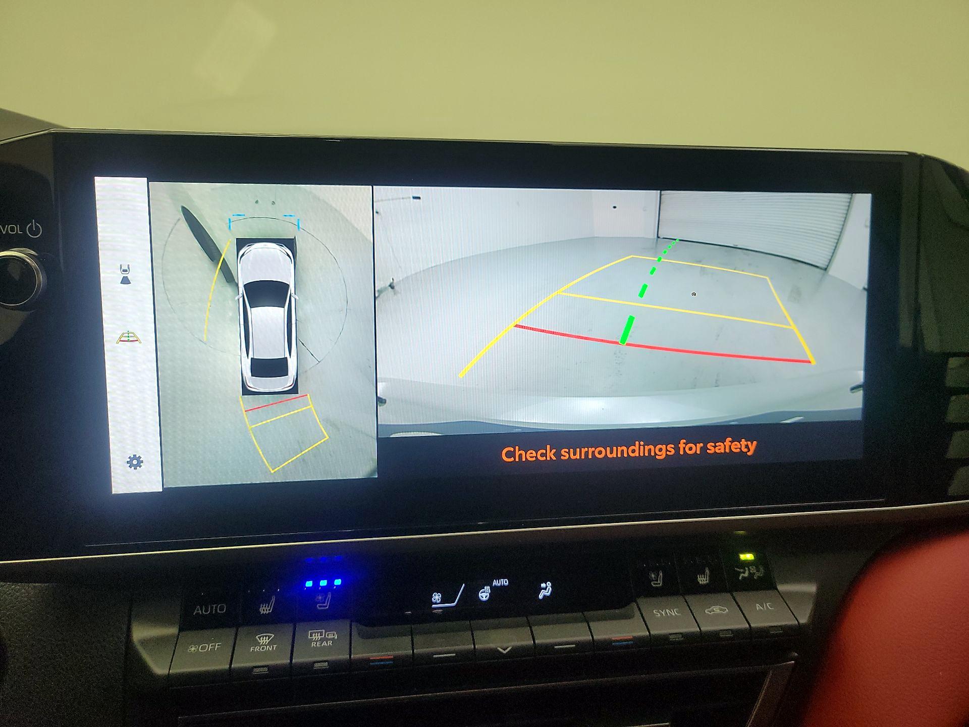 Thumbnail: 2025 Toyota Camry - 12