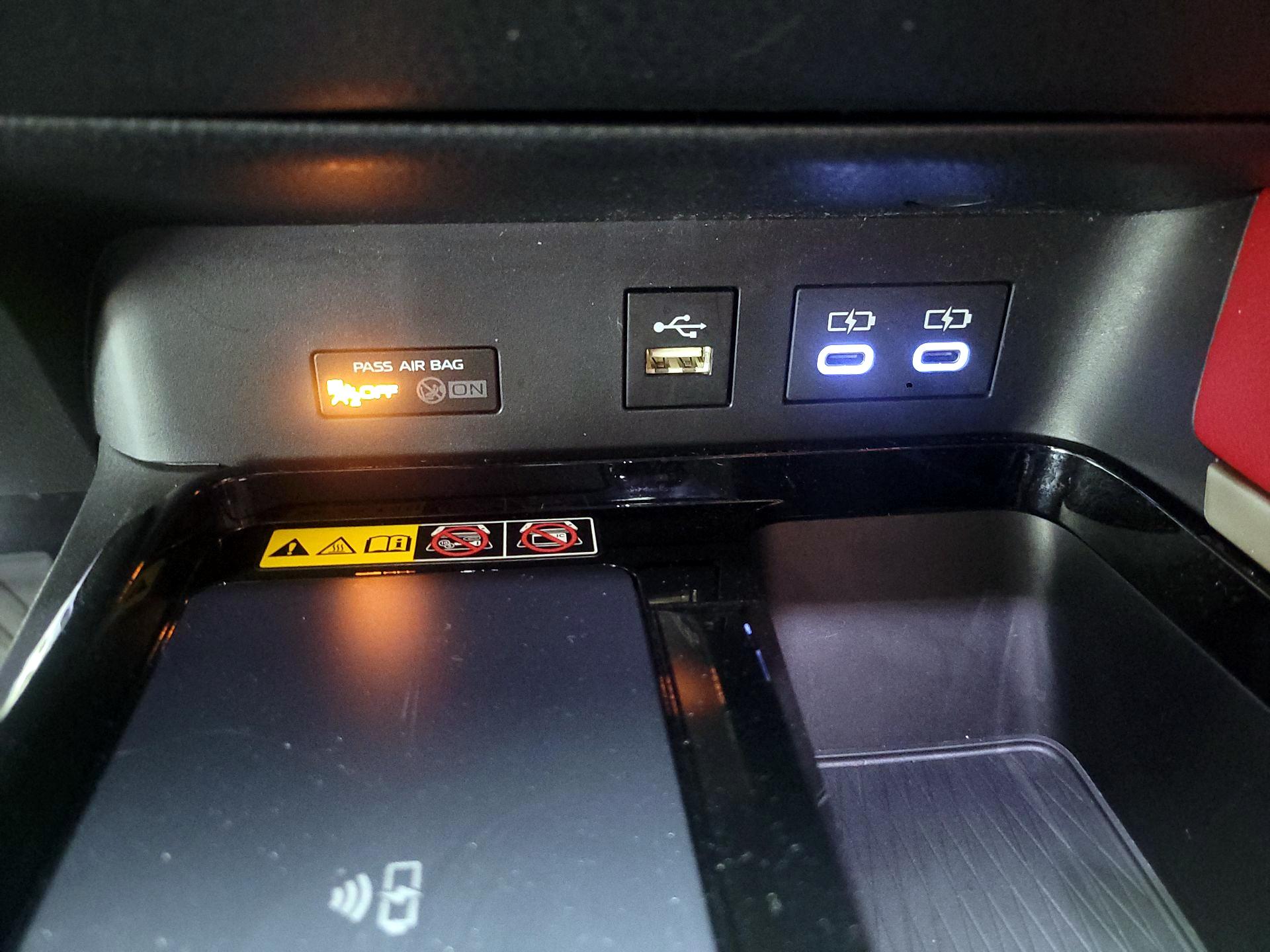 Thumbnail: 2025 Toyota Camry - 16