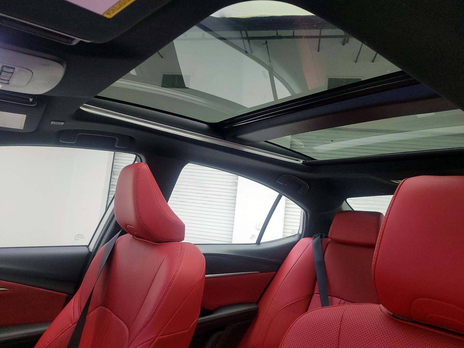 Thumbnail: 2025 Toyota Camry - 17