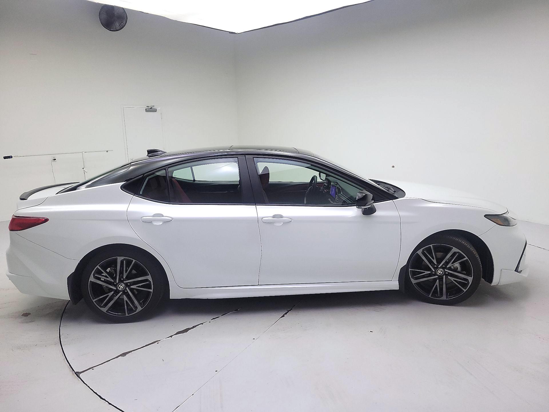 Thumbnail: 2025 Toyota Camry - 4