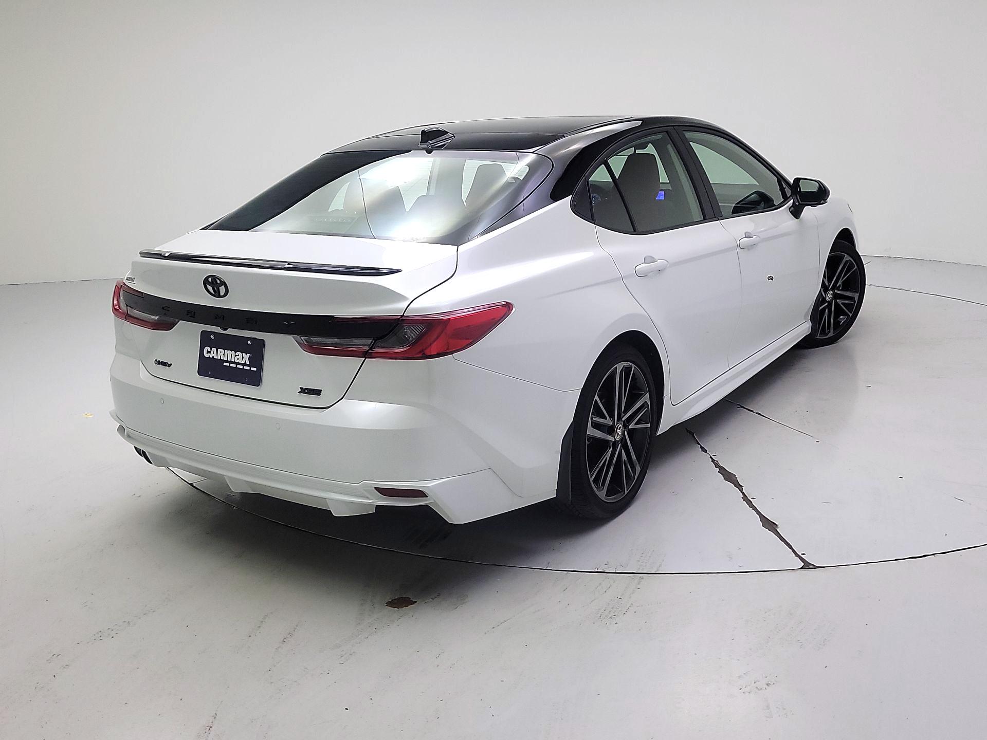 Thumbnail: 2025 Toyota Camry - 5