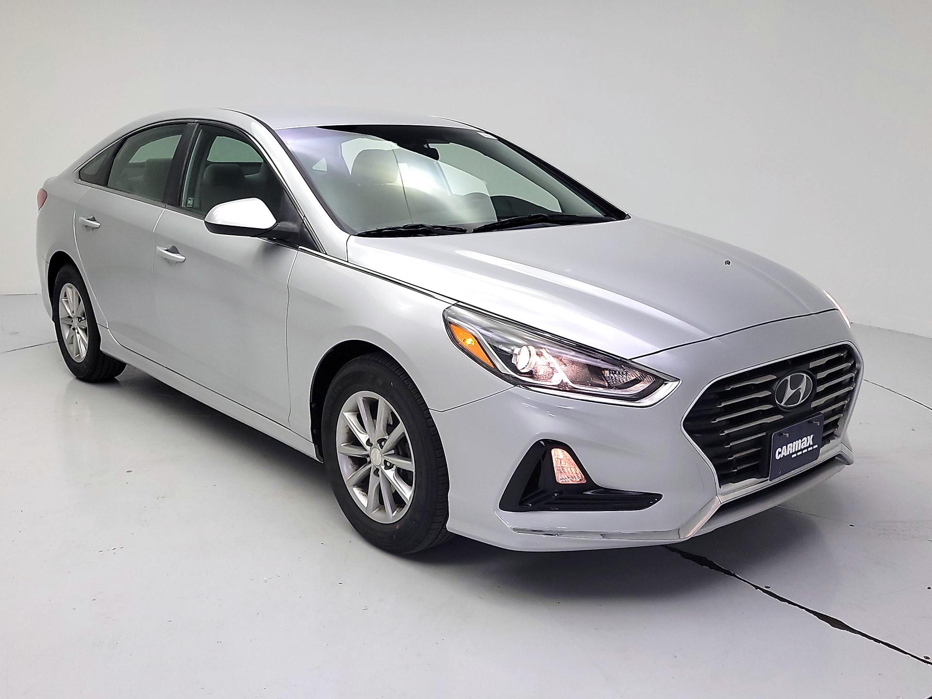 Thumbnail: 2019 Hyundai Sonata - 1