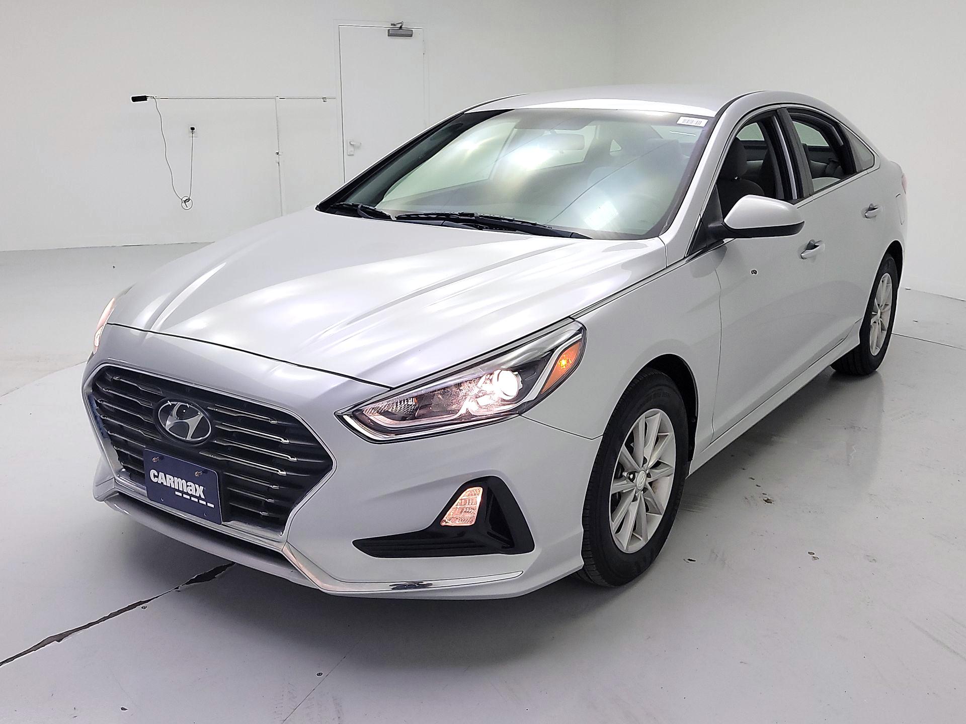 Thumbnail: 2019 Hyundai Sonata - 3
