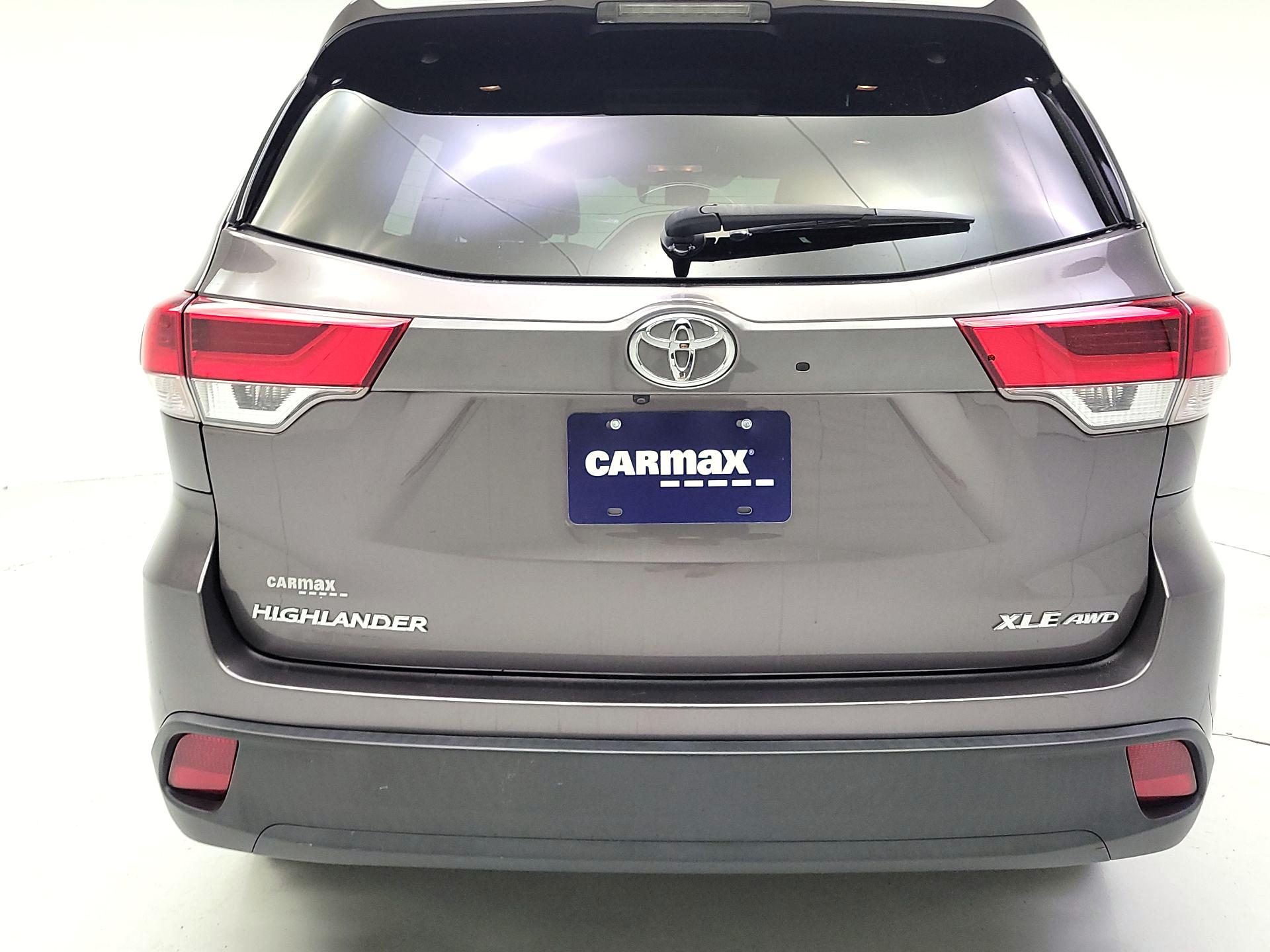 Thumbnail: 2019 Toyota Highlander - 6