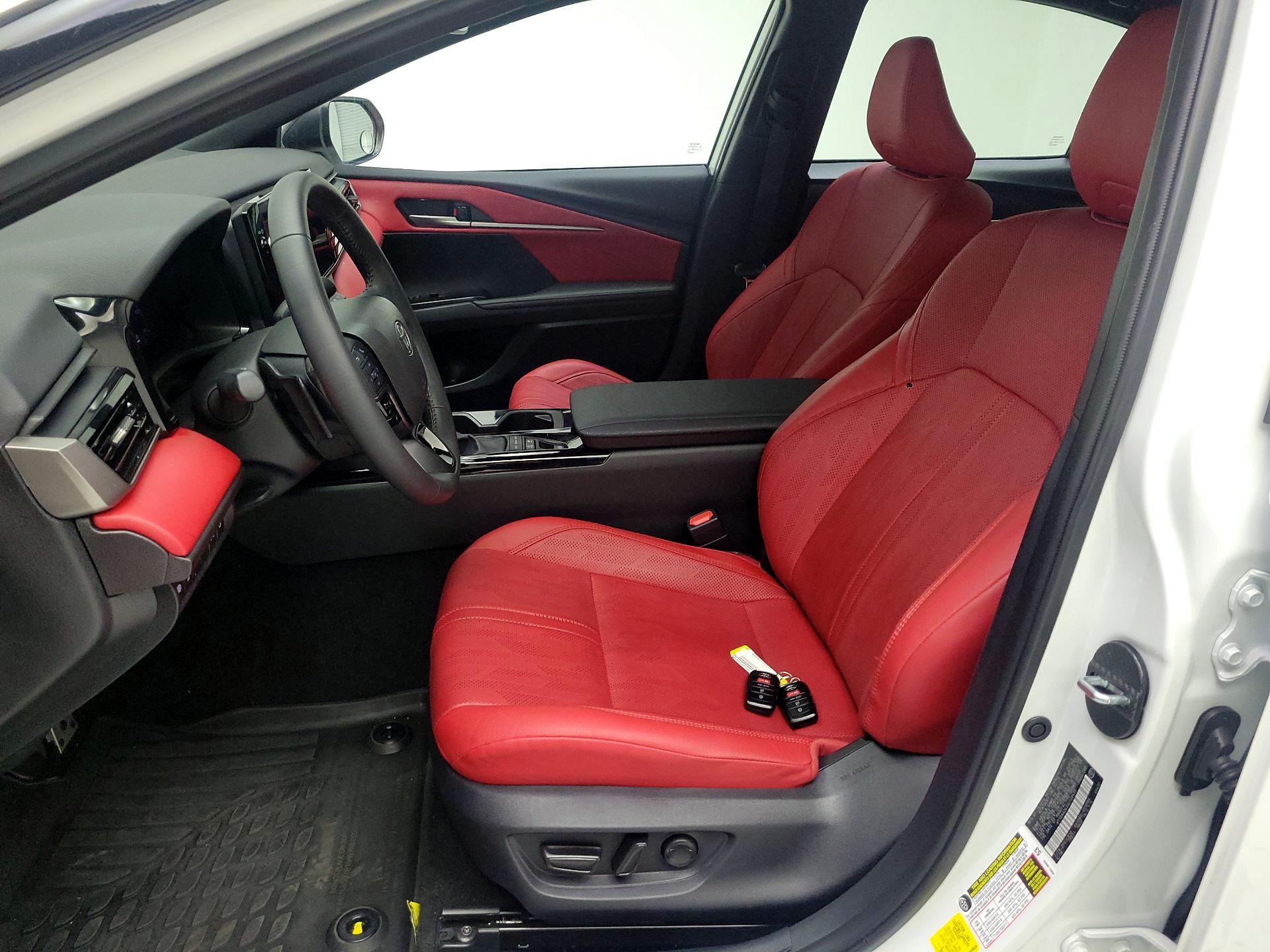 Thumbnail: 2025 Toyota Camry - 9