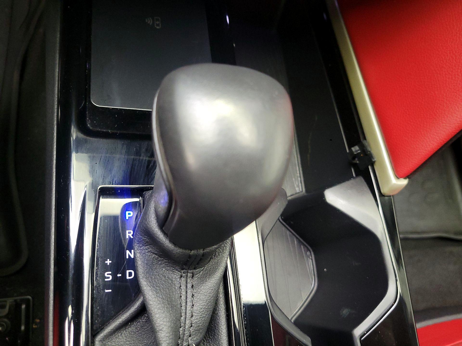 Thumbnail: 2025 Toyota Camry - 16