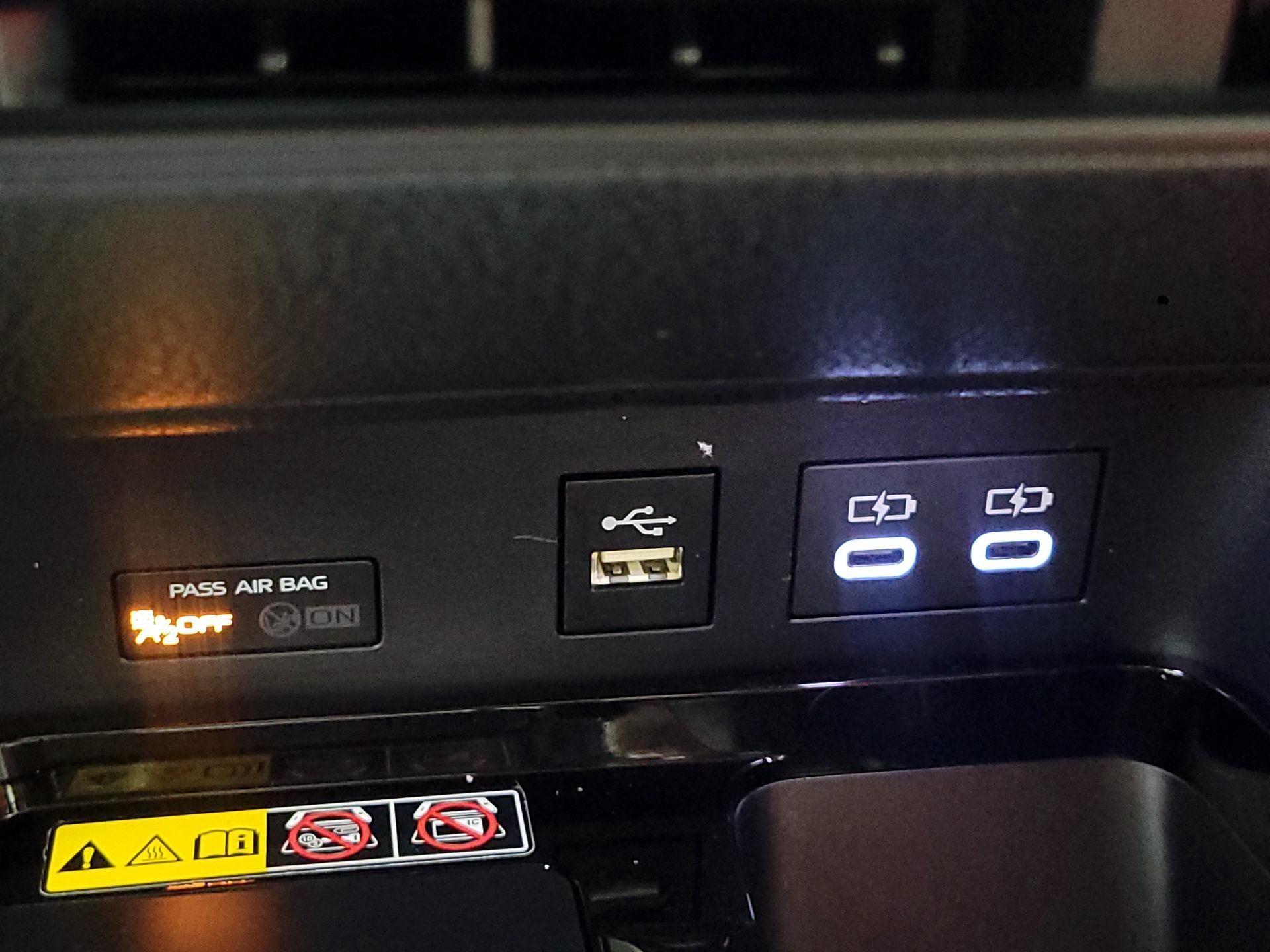 Thumbnail: 2025 Toyota Camry - 17