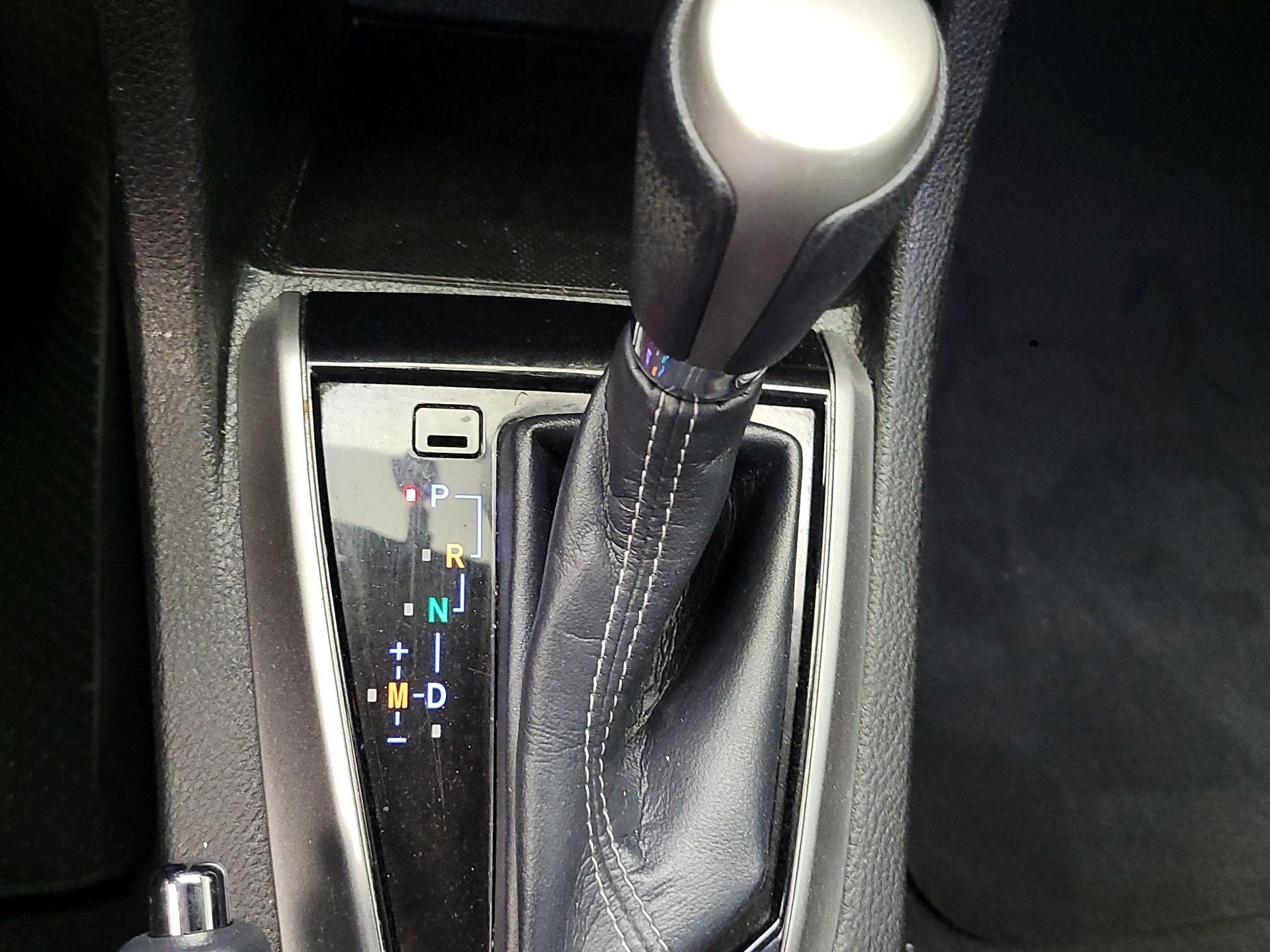 Thumbnail: 2016 Toyota Corolla - 16