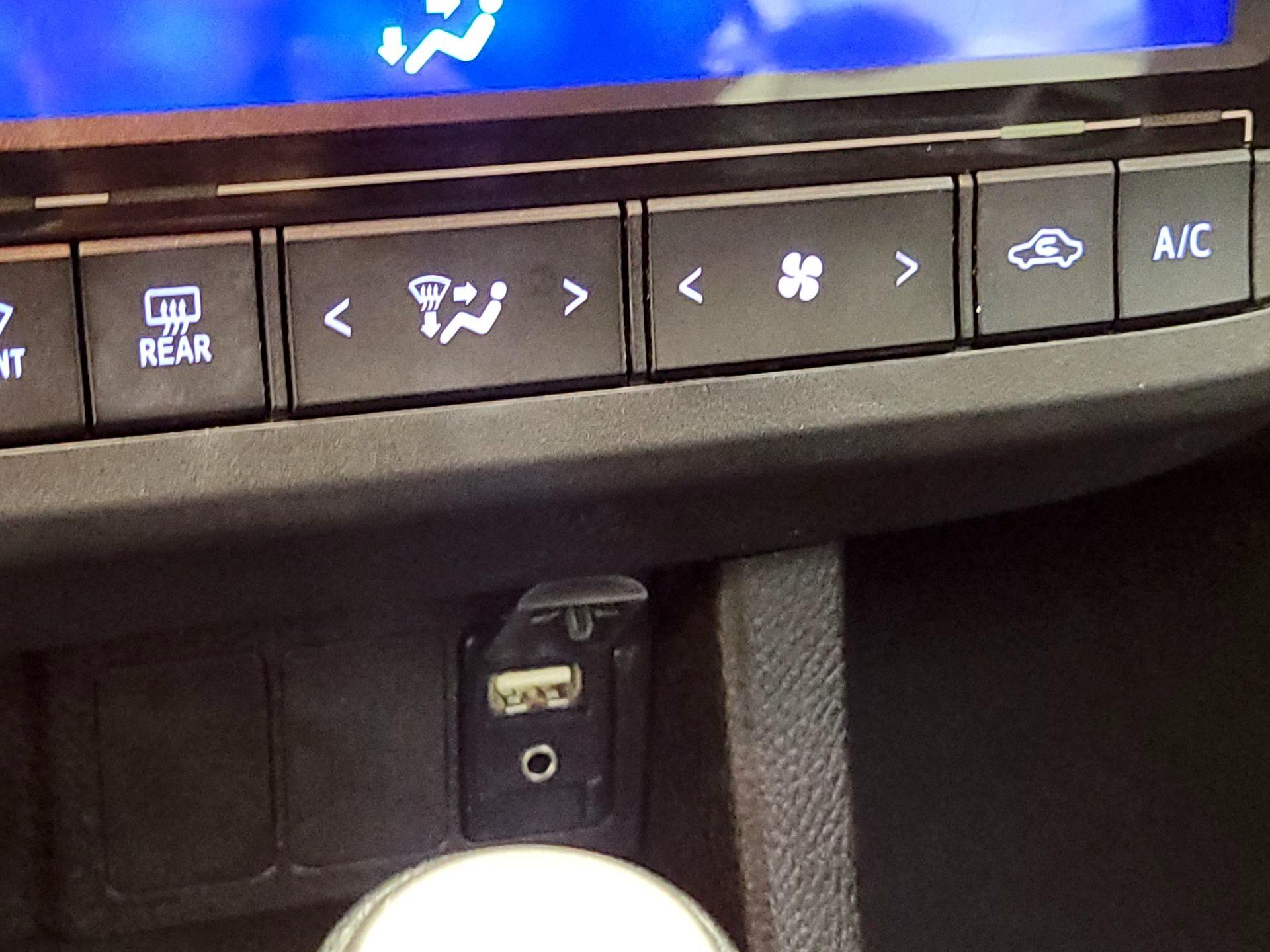 Thumbnail: 2016 Toyota Corolla - 17