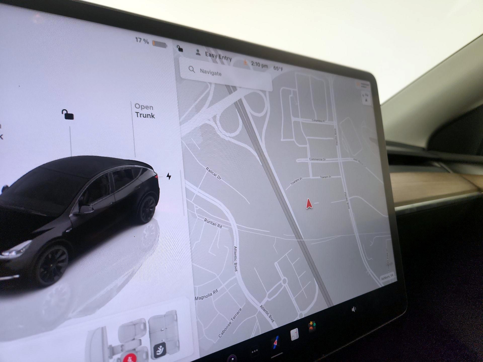Thumbnail: 2023 Tesla Model Y - 13