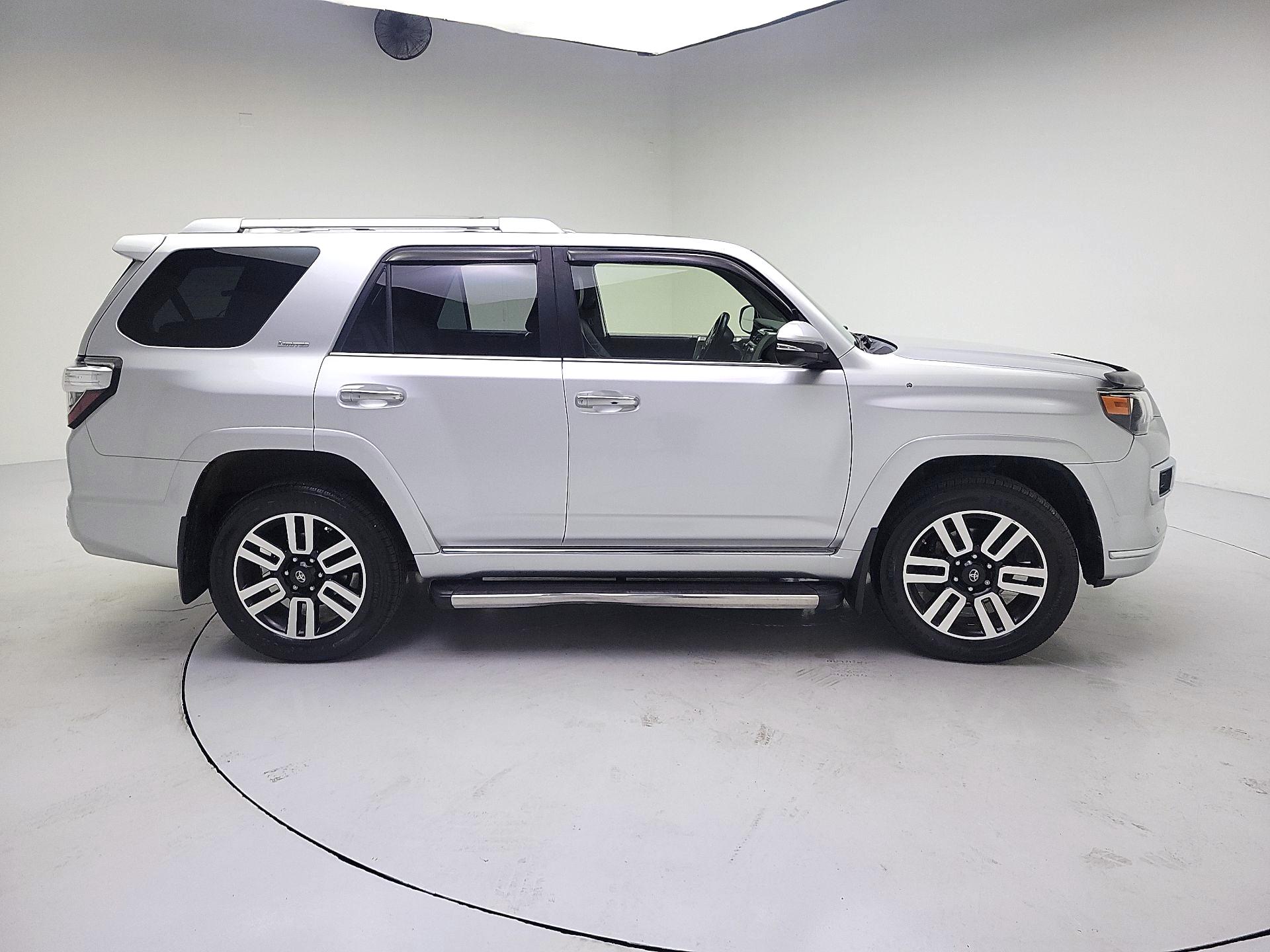 Thumbnail: 2018 Toyota 4Runner - 4
