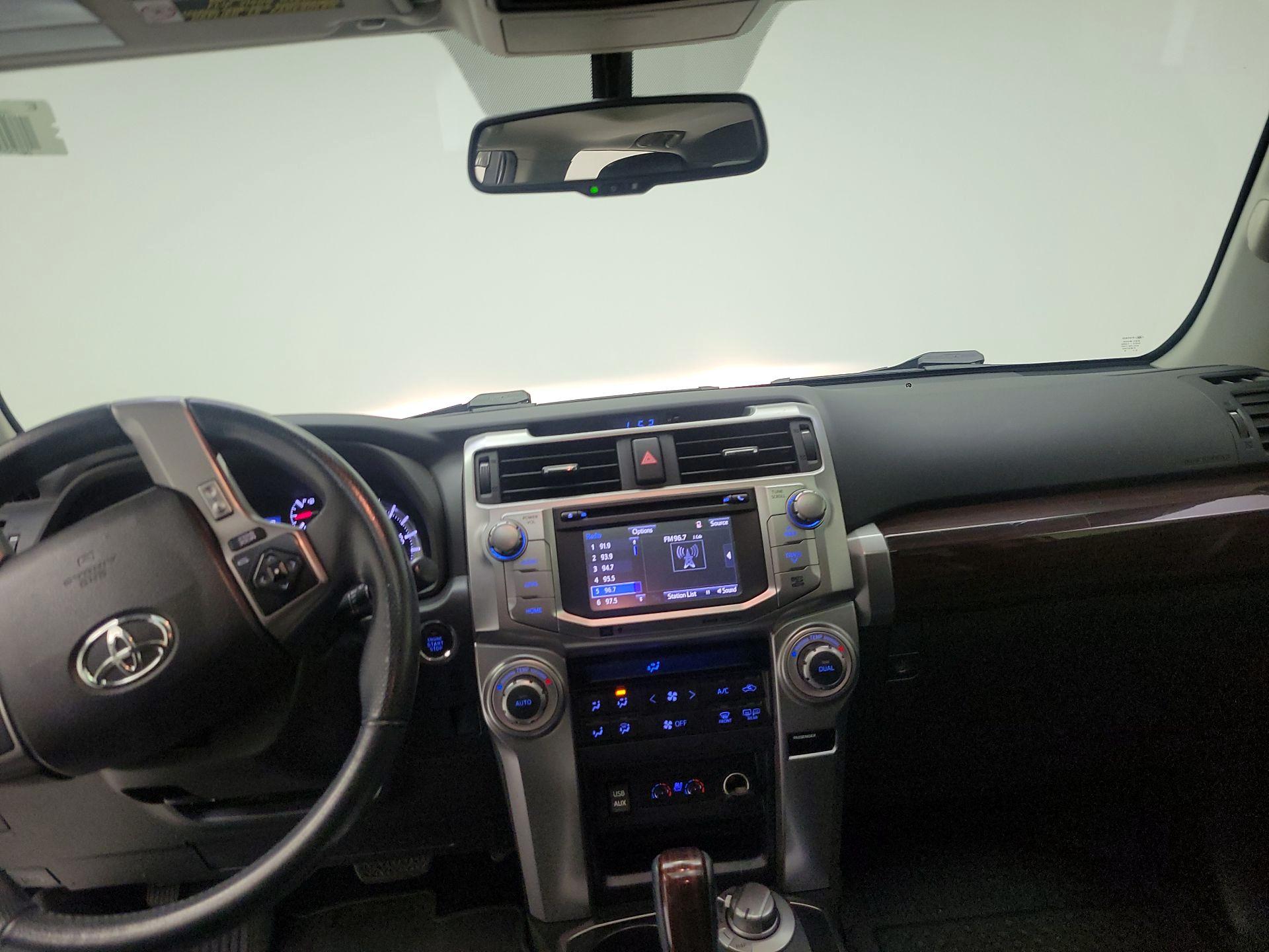 Thumbnail: 2018 Toyota 4Runner - 8