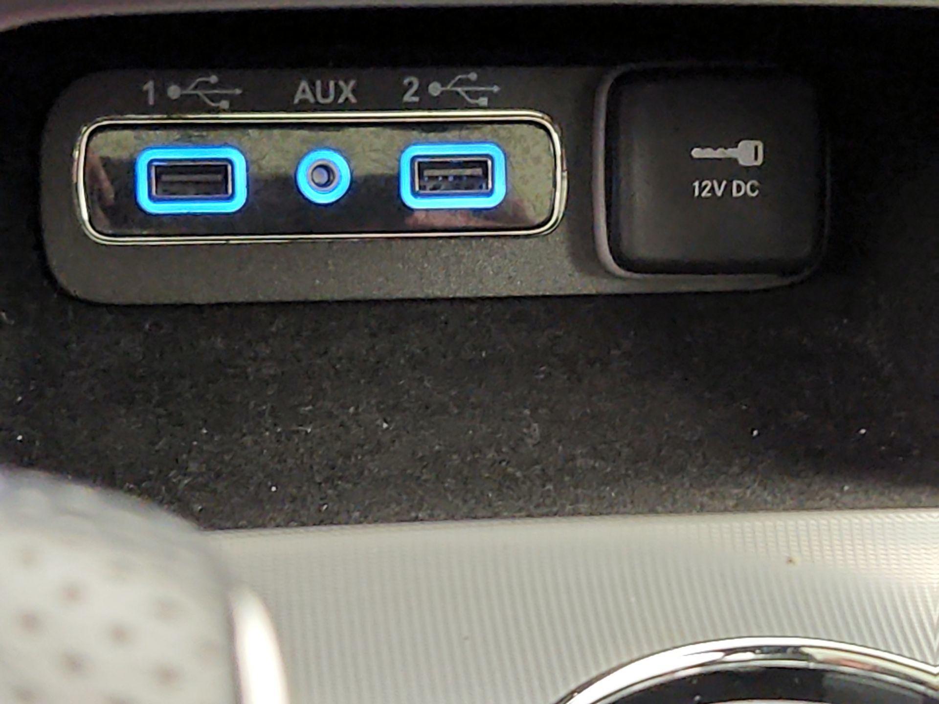 Thumbnail: 2020 Jeep Grand Cherokee - 19