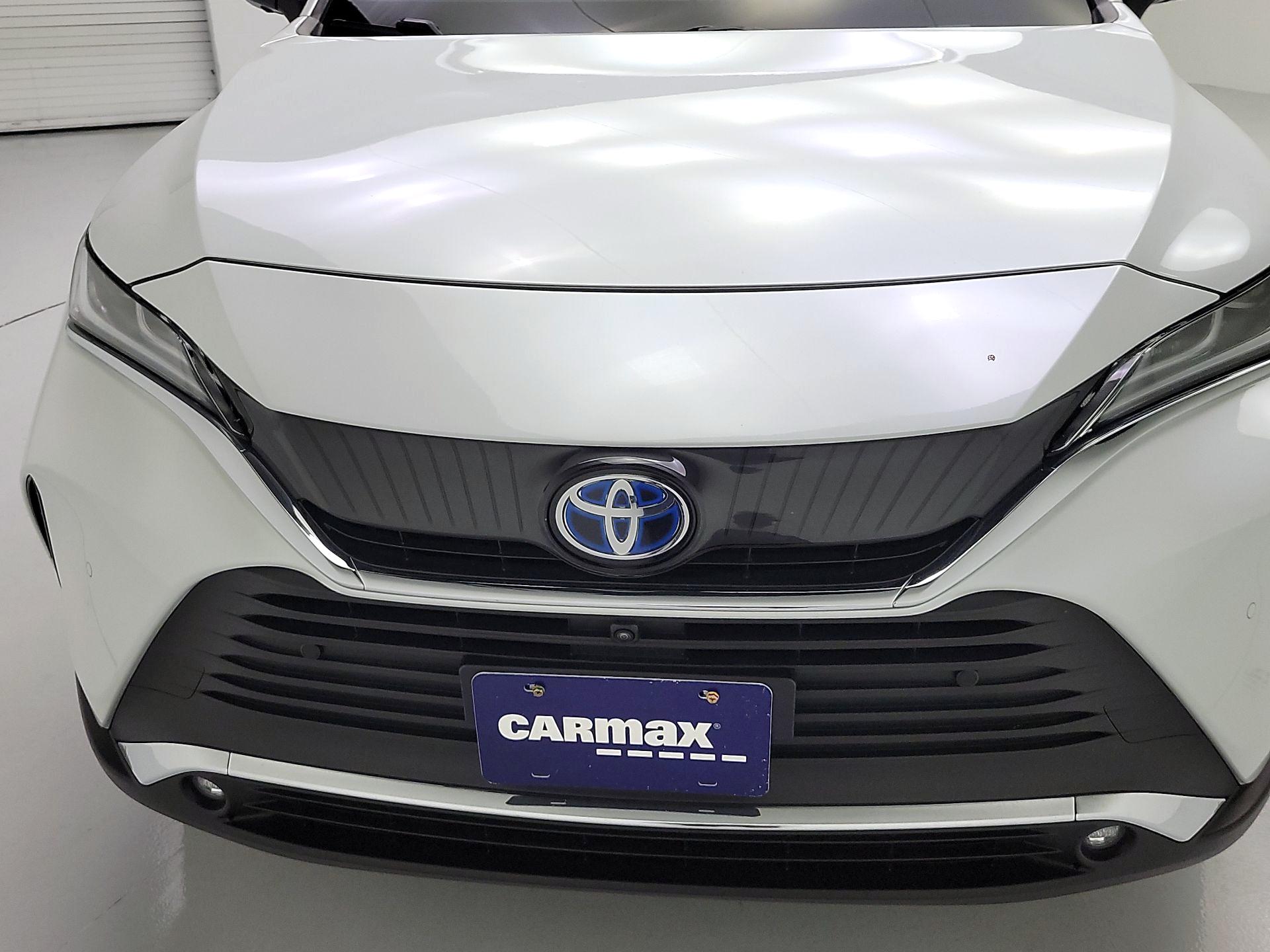 Thumbnail: 2023 Toyota Venza - 2