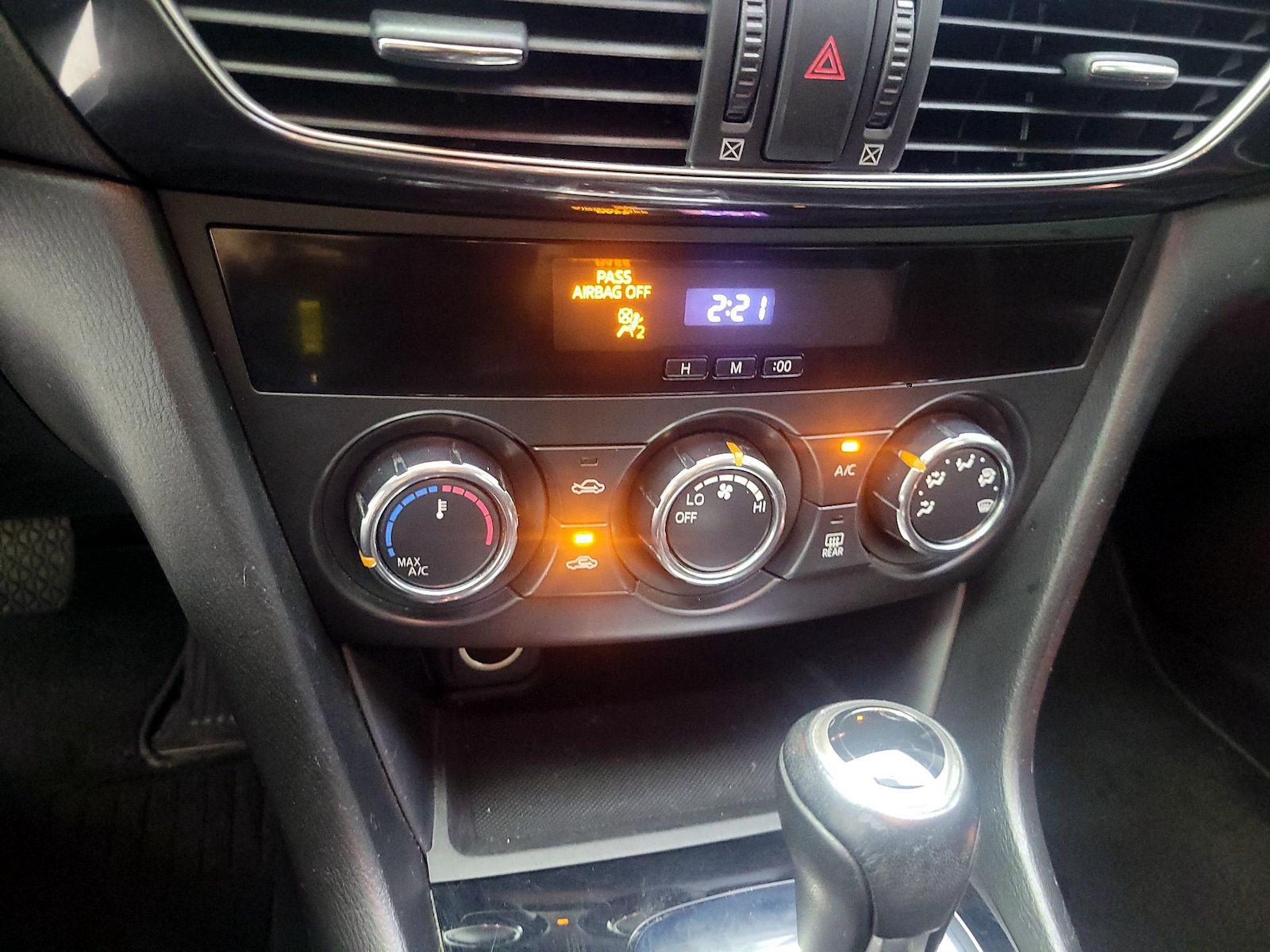 2014 Mazda MAZDA6 i Sport - Photo 15