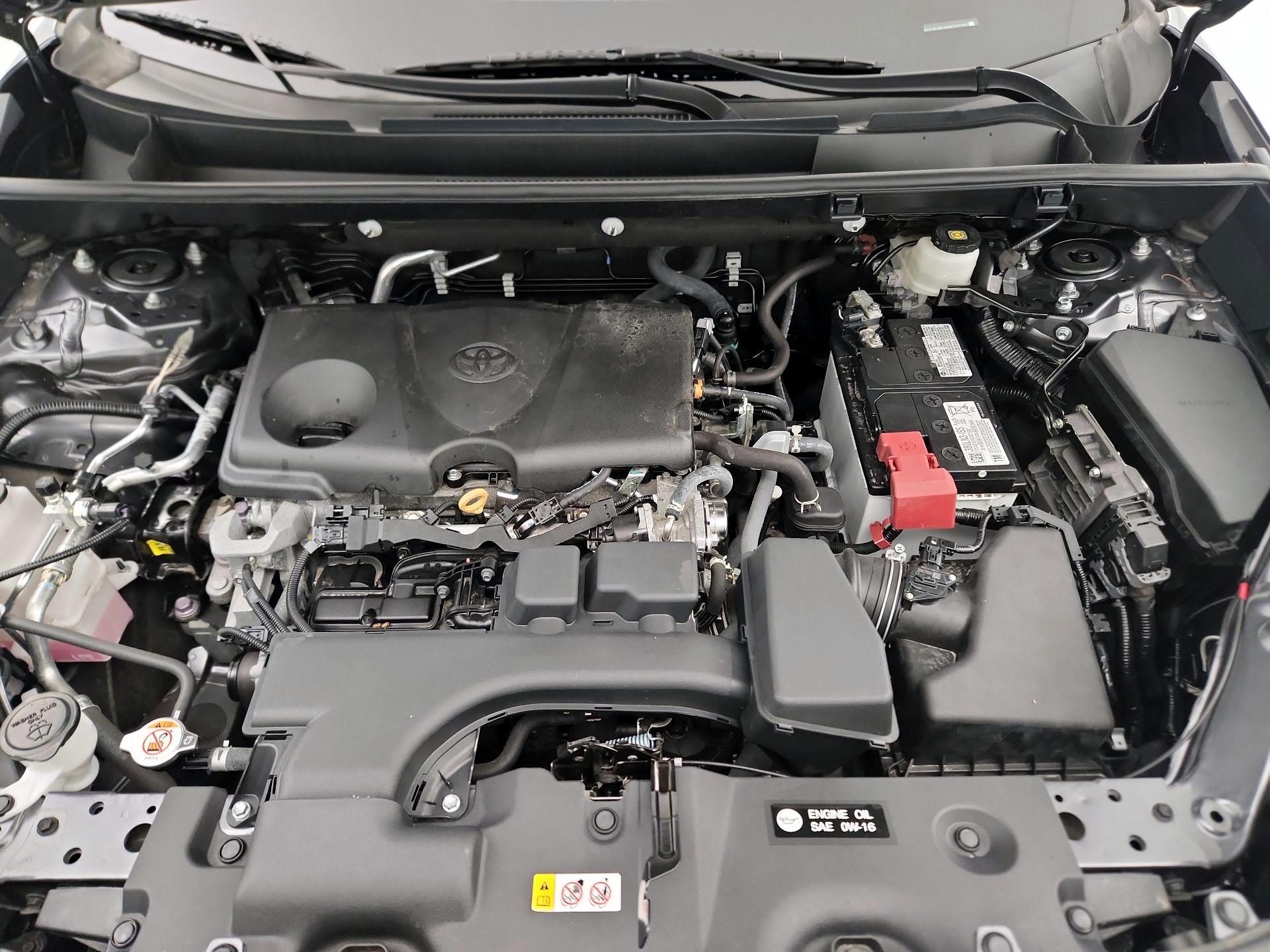 Thumbnail: 2022 Toyota RAV4 - 20