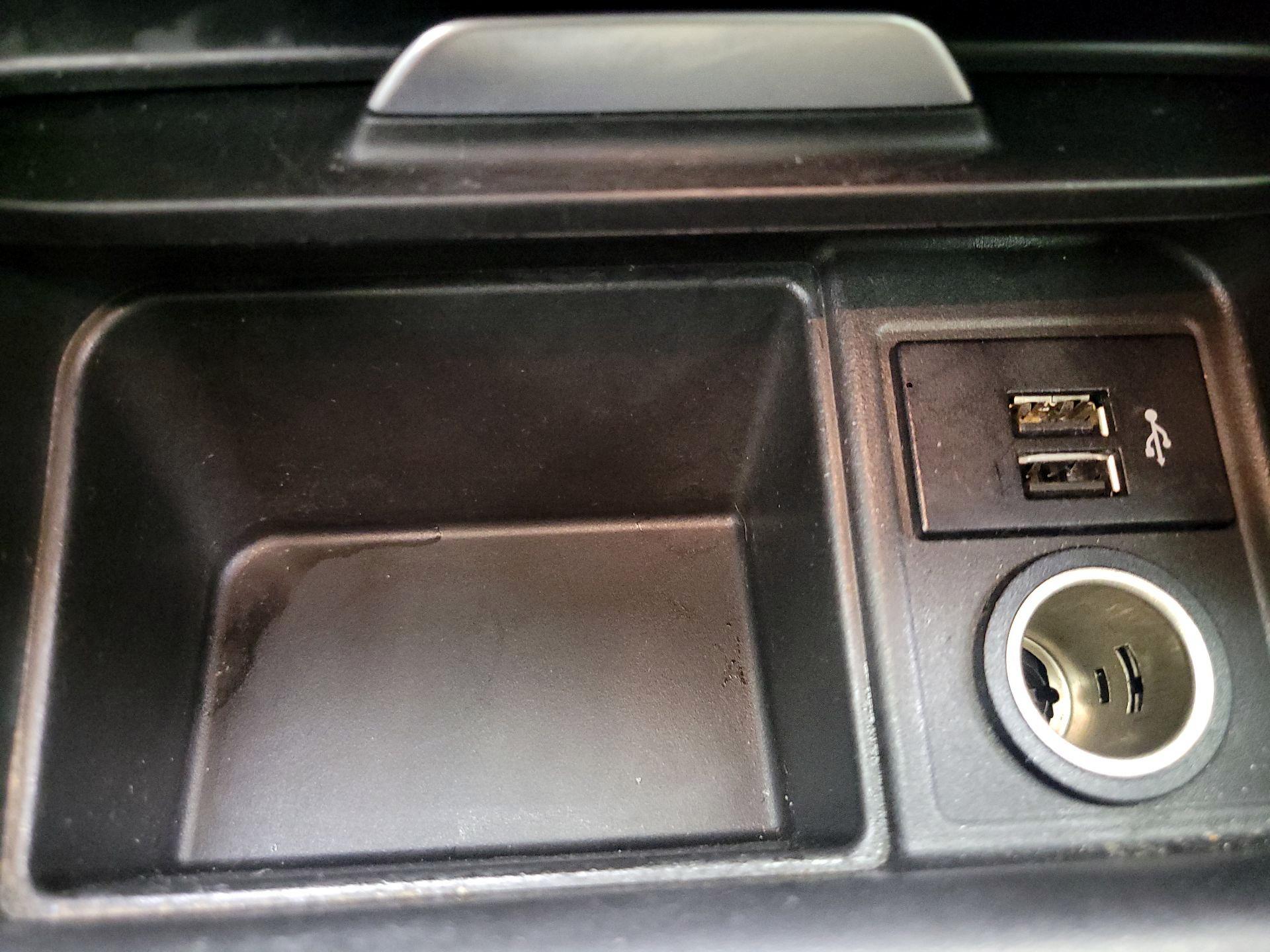 Thumbnail: 2019 INFINITI QX50 - 17