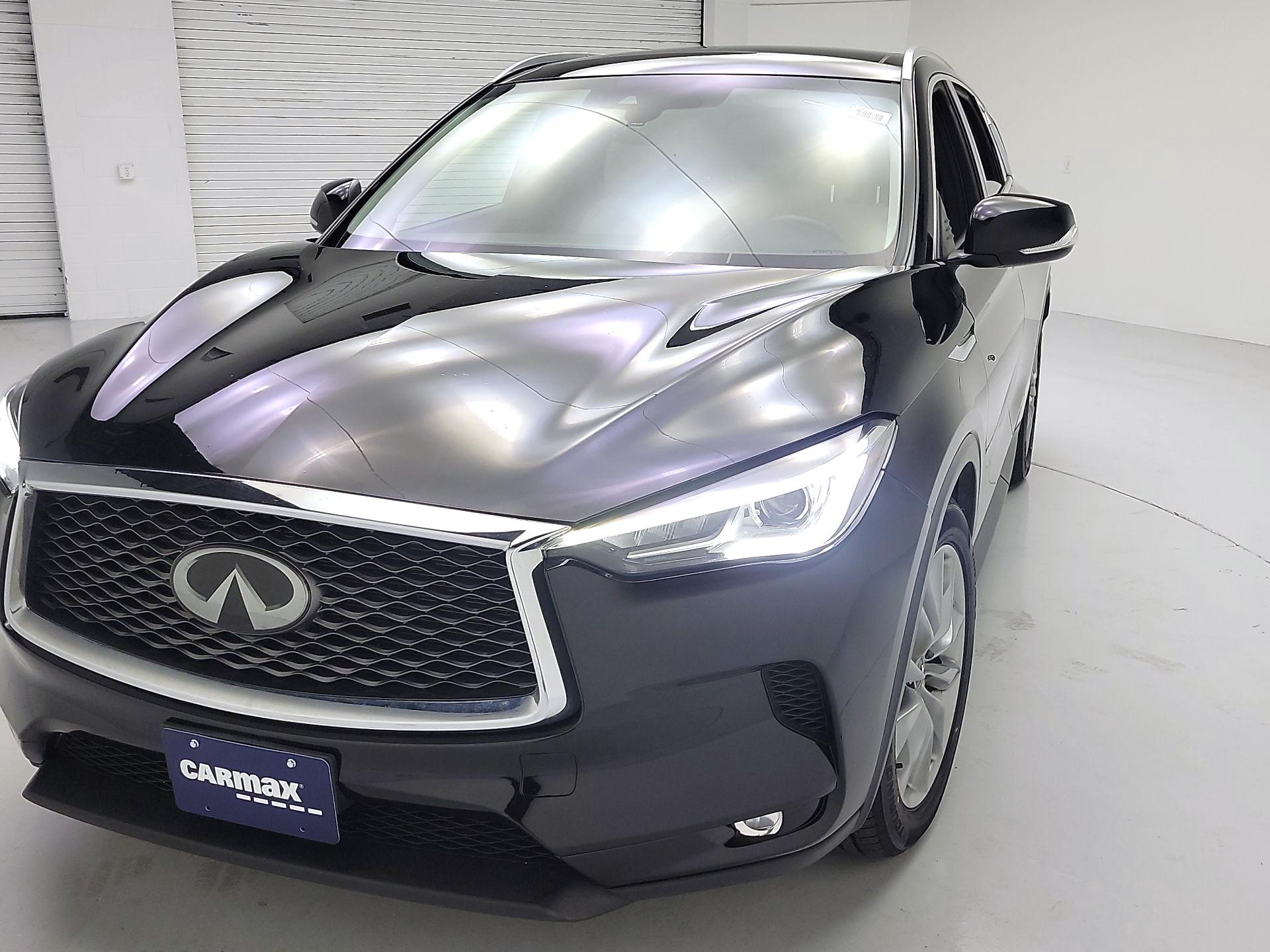 Thumbnail: 2019 INFINITI QX50 - 3