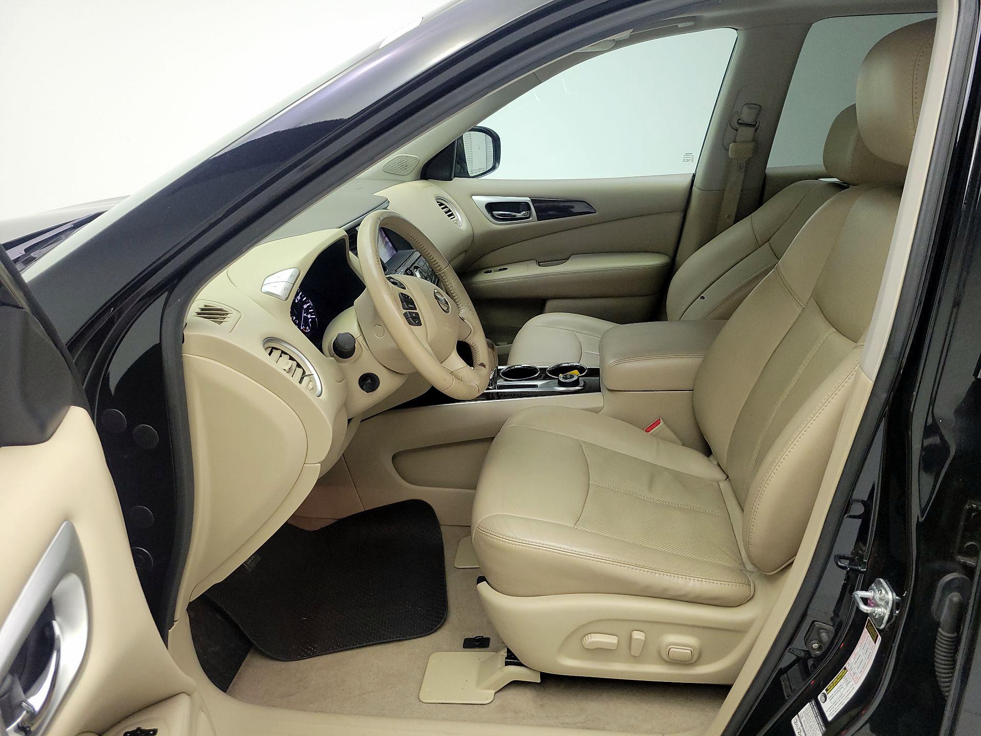 Thumbnail: 2014 Nissan Pathfinder - 9