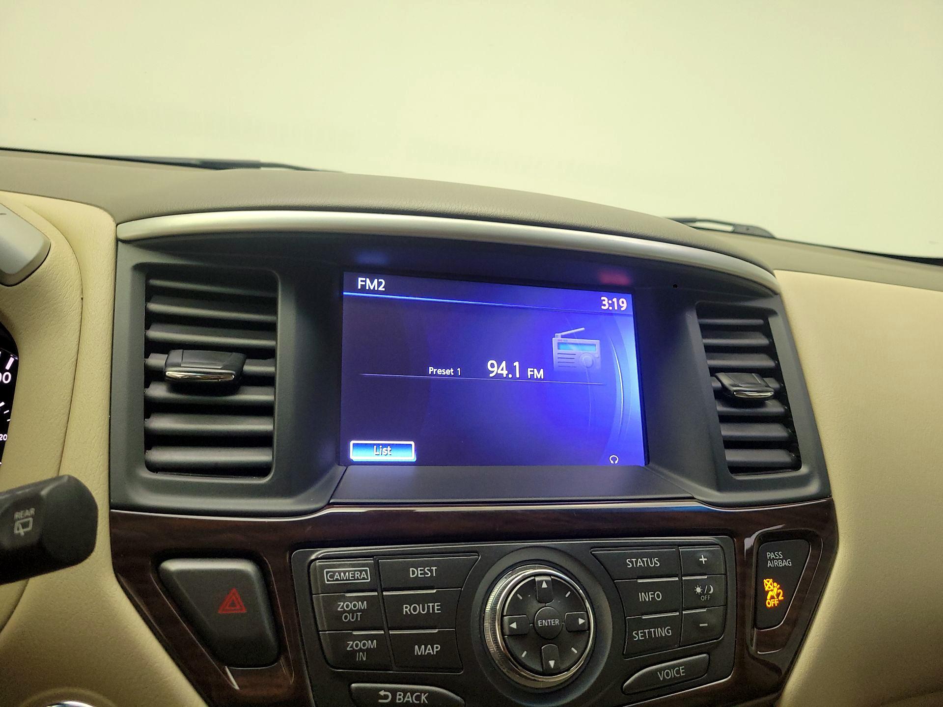 Thumbnail: 2014 Nissan Pathfinder - 14