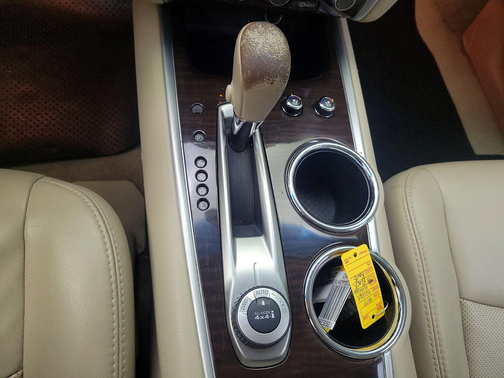 Thumbnail: 2014 Nissan Pathfinder - 16