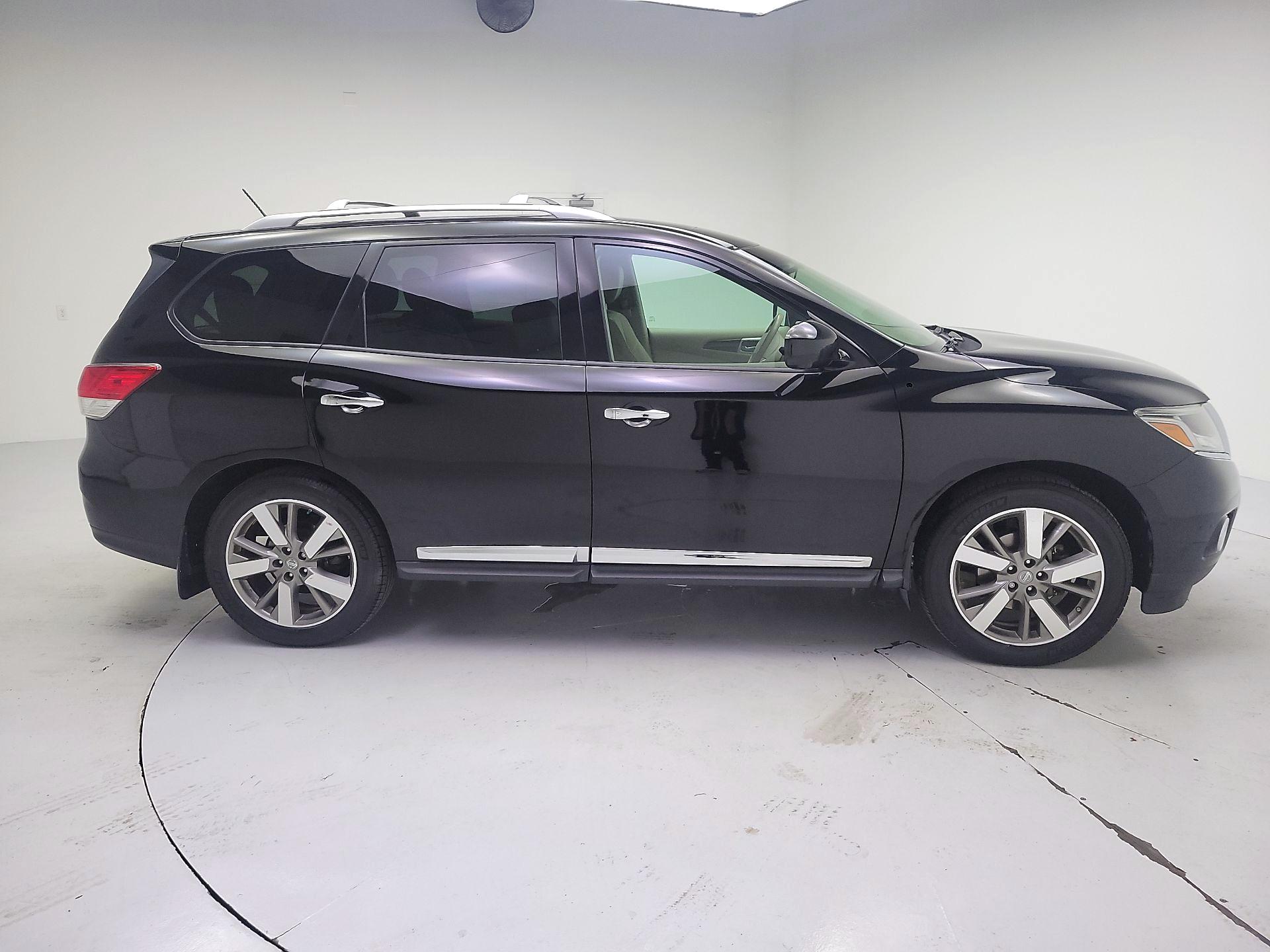 Thumbnail: 2014 Nissan Pathfinder - 4