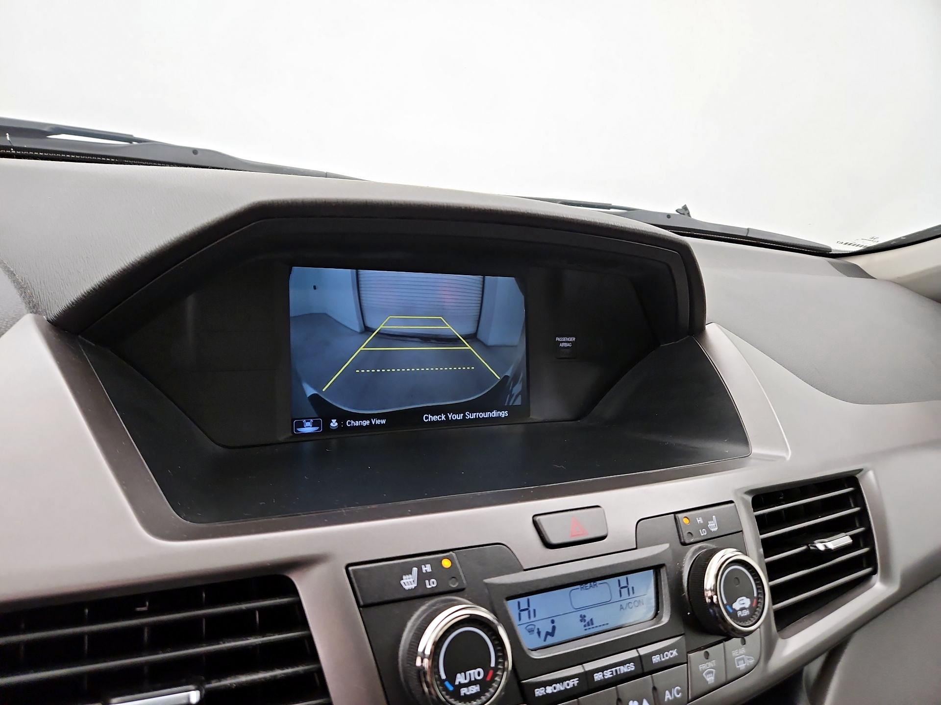 Thumbnail: 2016 Honda Odyssey - 15