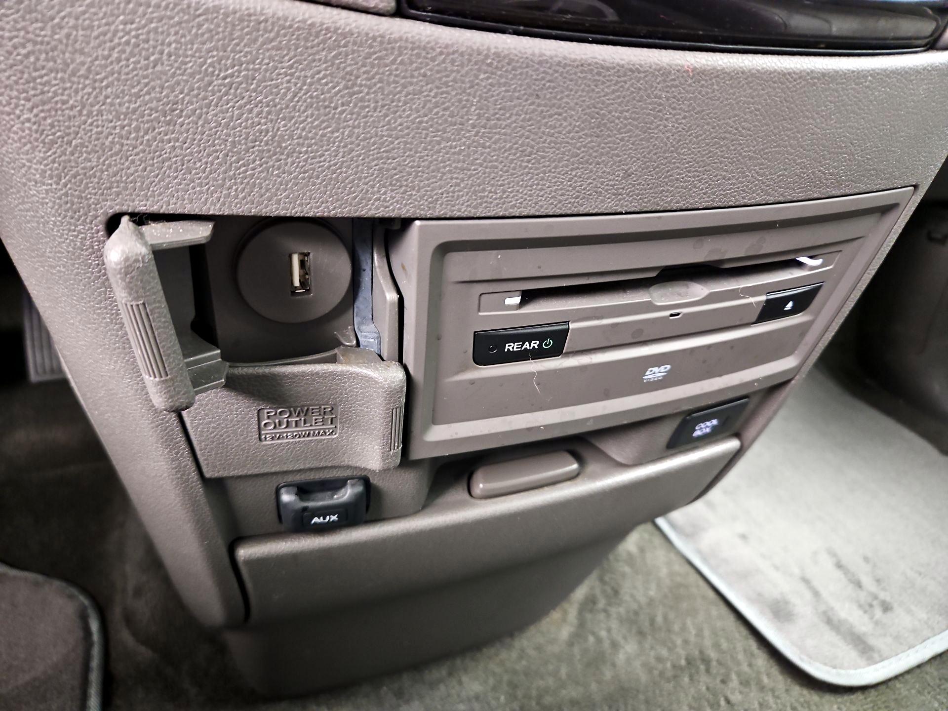 Thumbnail: 2016 Honda Odyssey - 19