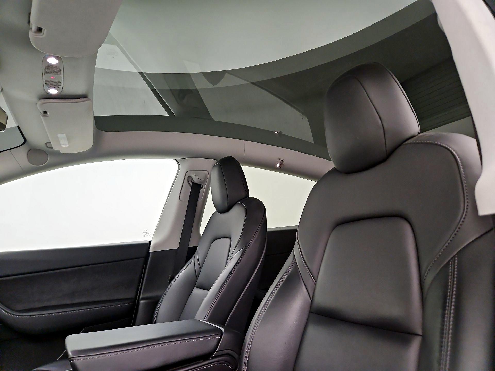 Thumbnail: 2021 Tesla Model Y - 18