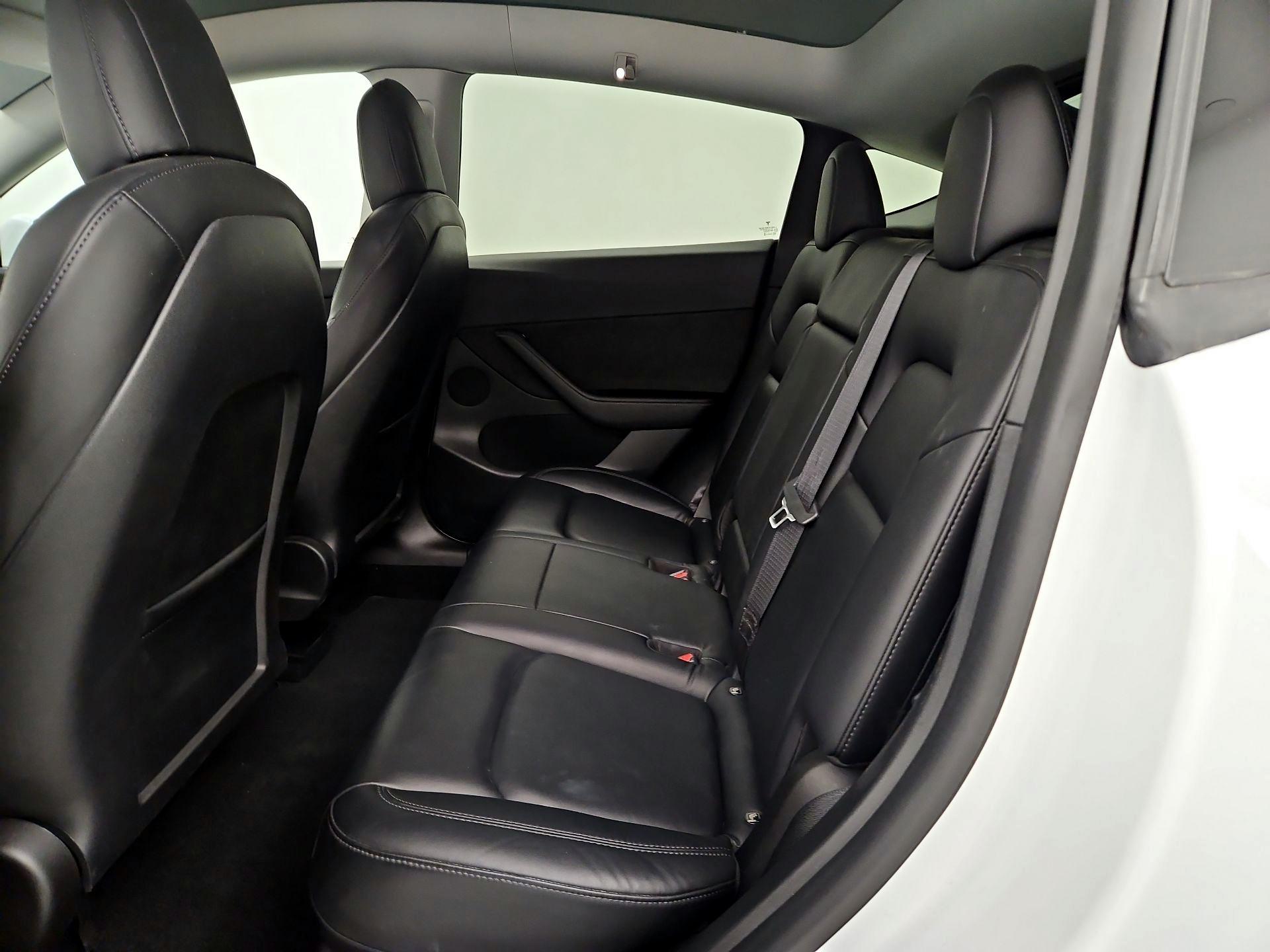 Thumbnail: 2021 Tesla Model Y - 19