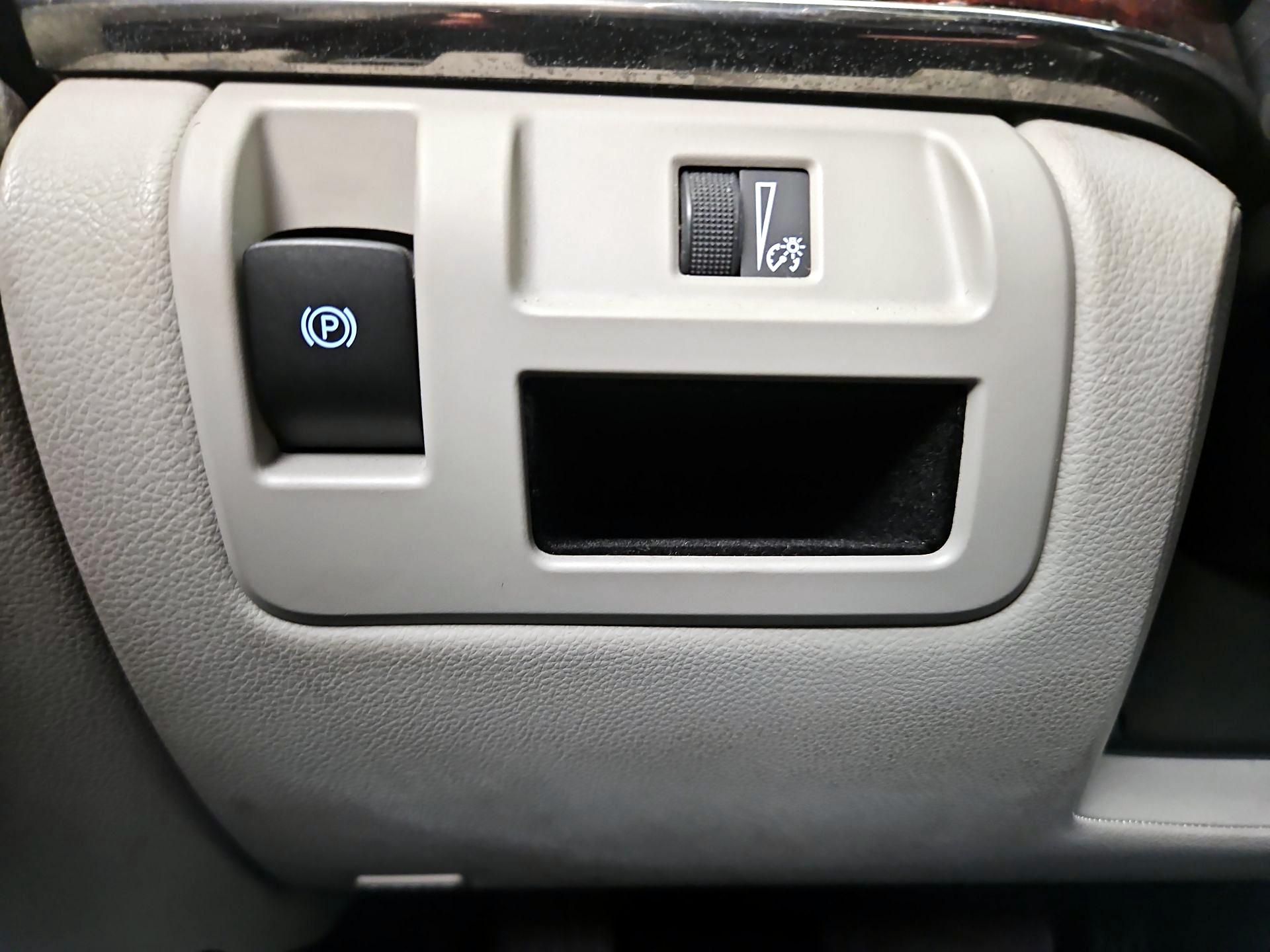 Thumbnail: 2016 Cadillac CTS - 13