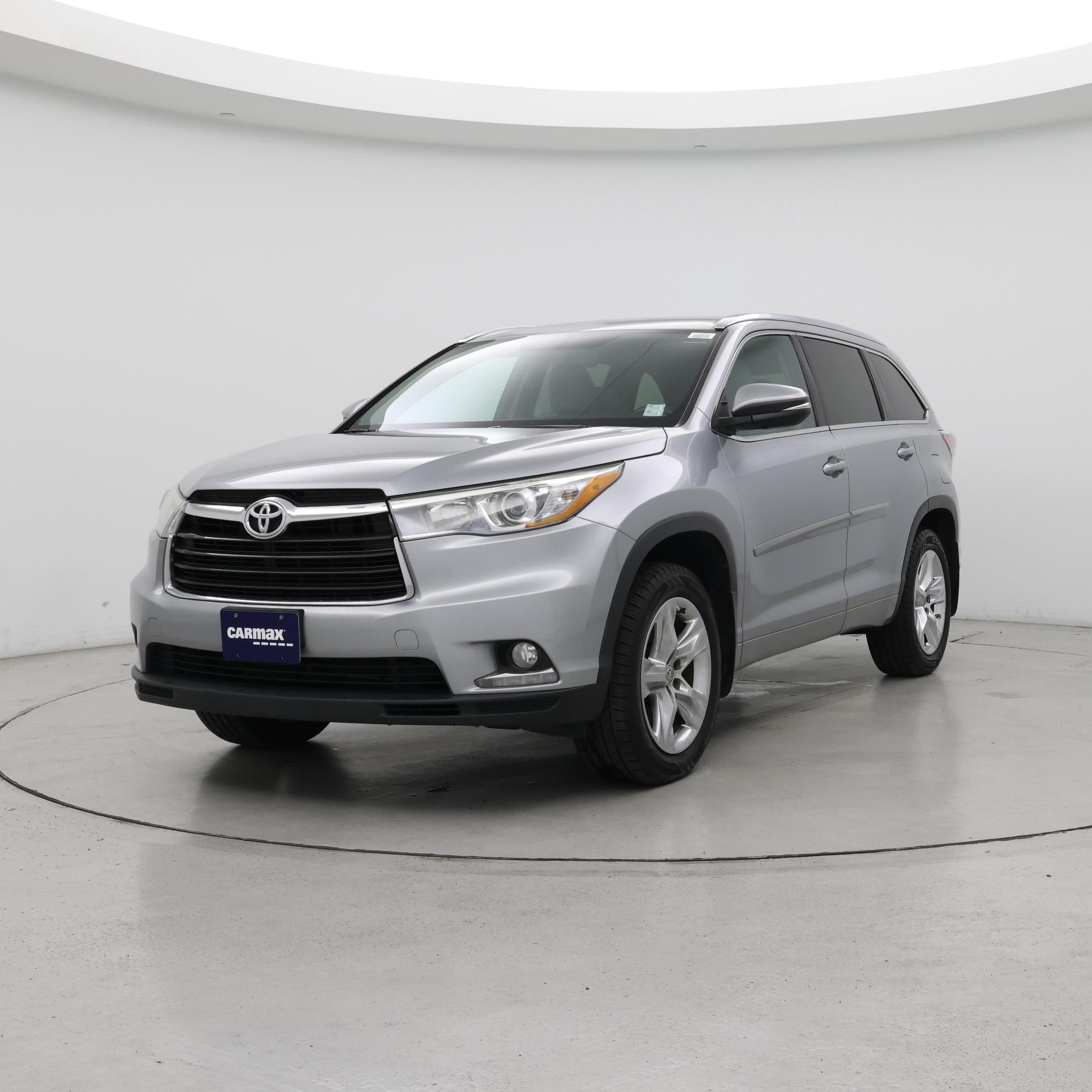 Thumbnail: 2015 Toyota Highlander - 4