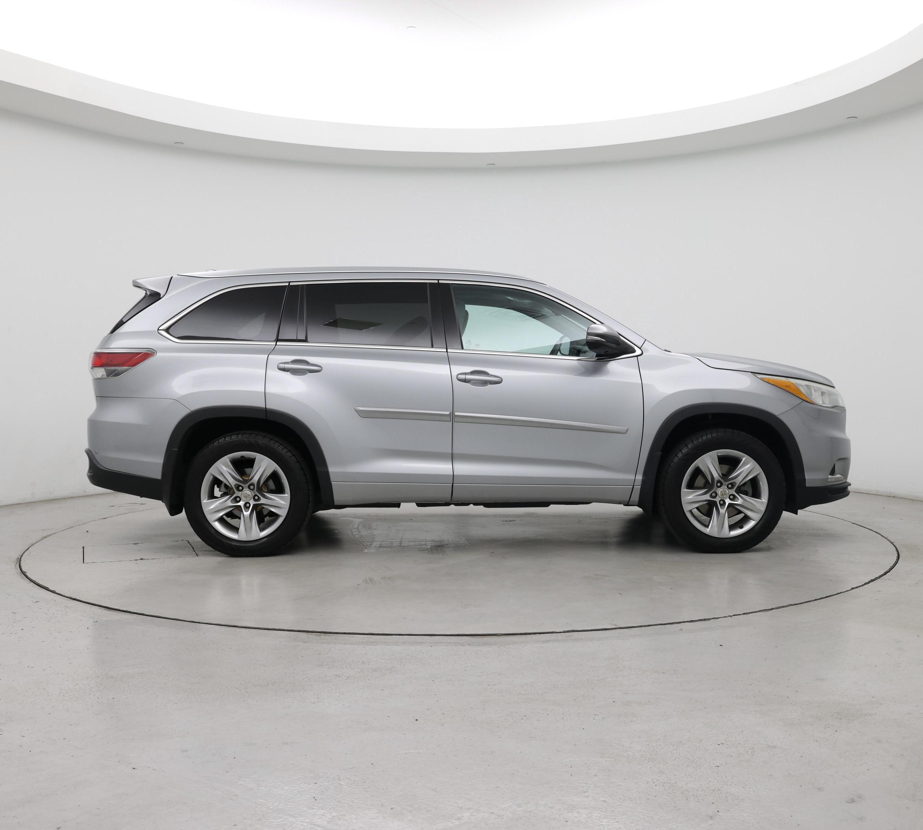 Thumbnail: 2015 Toyota Highlander - 7