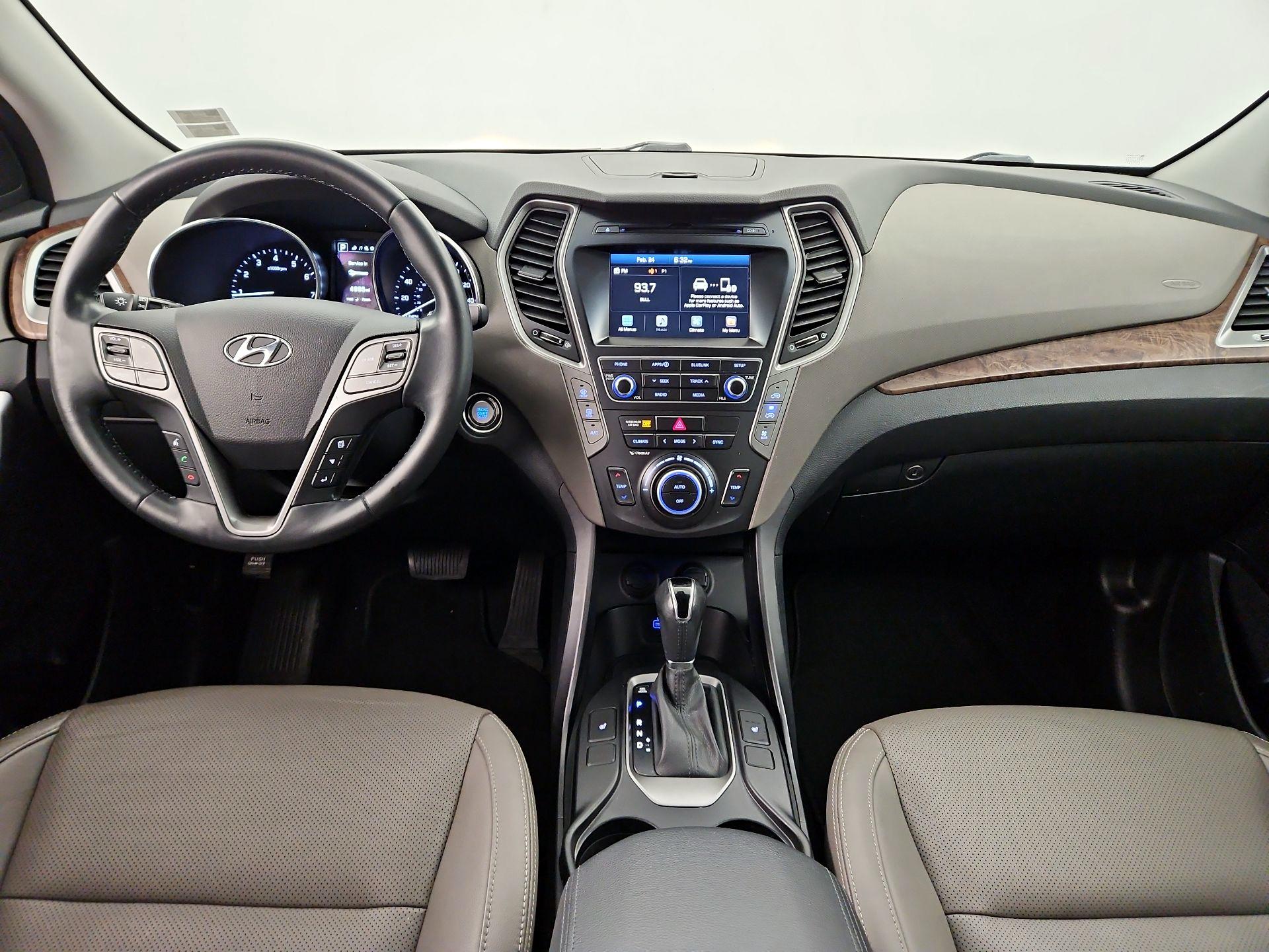 Thumbnail: 2017 Hyundai Santa Fe - 9