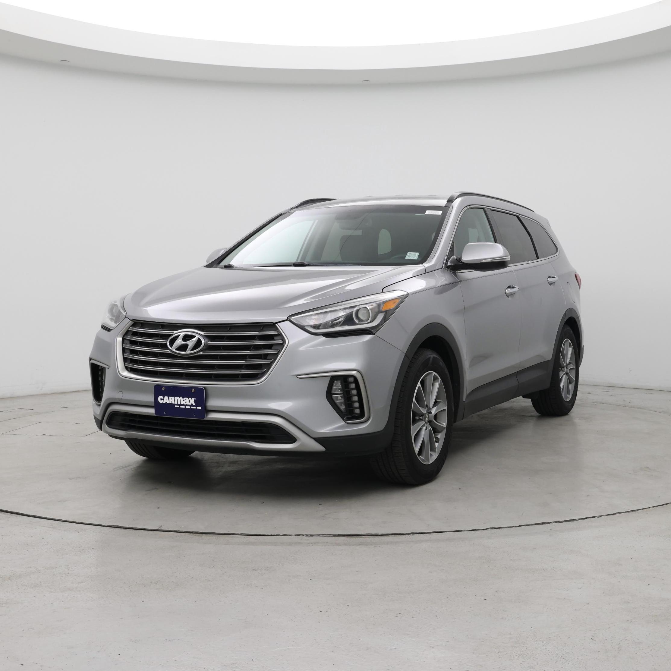 Thumbnail: 2017 Hyundai Santa Fe - 4
