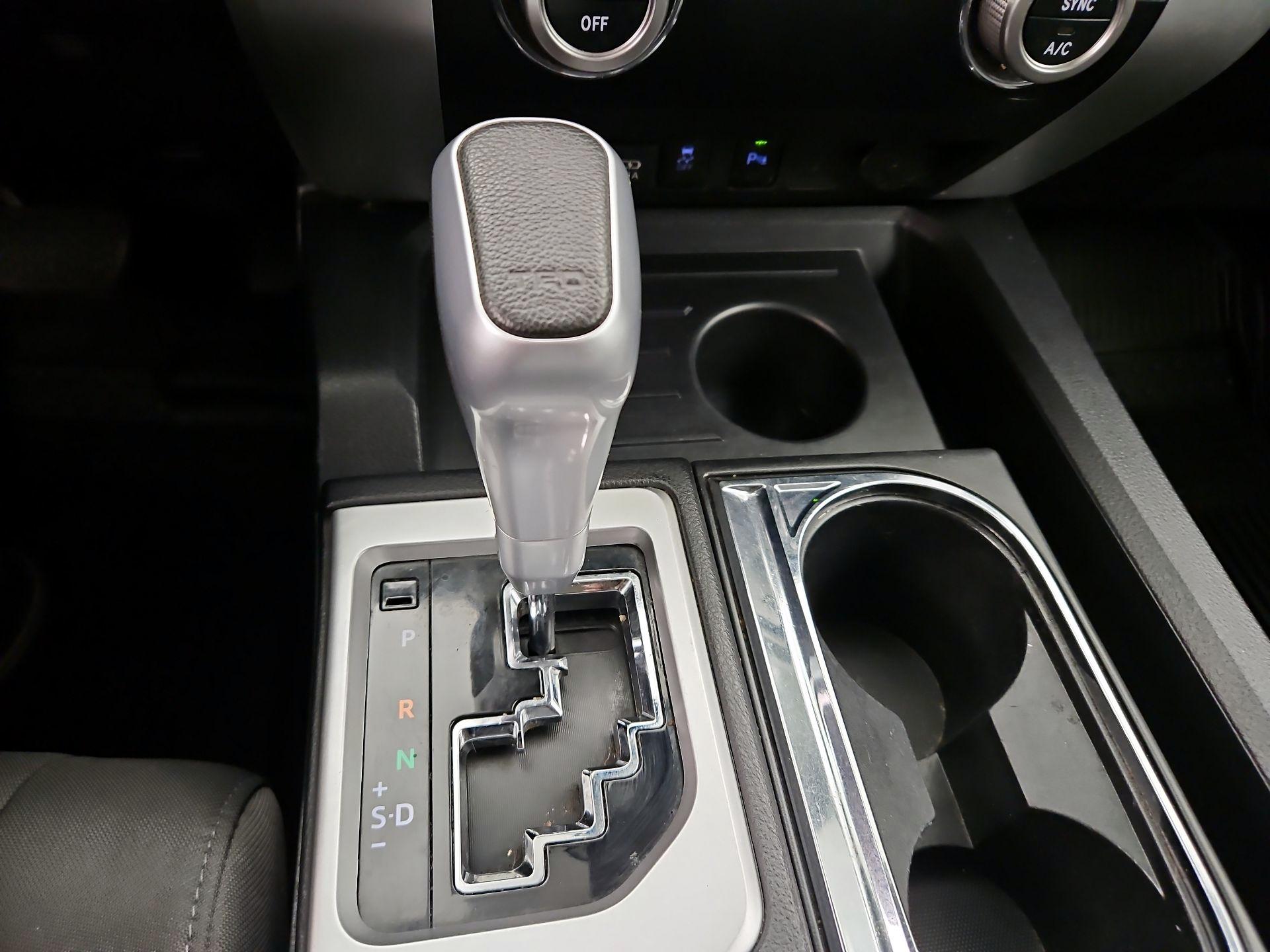 Thumbnail: 2021 Toyota Tundra - 18