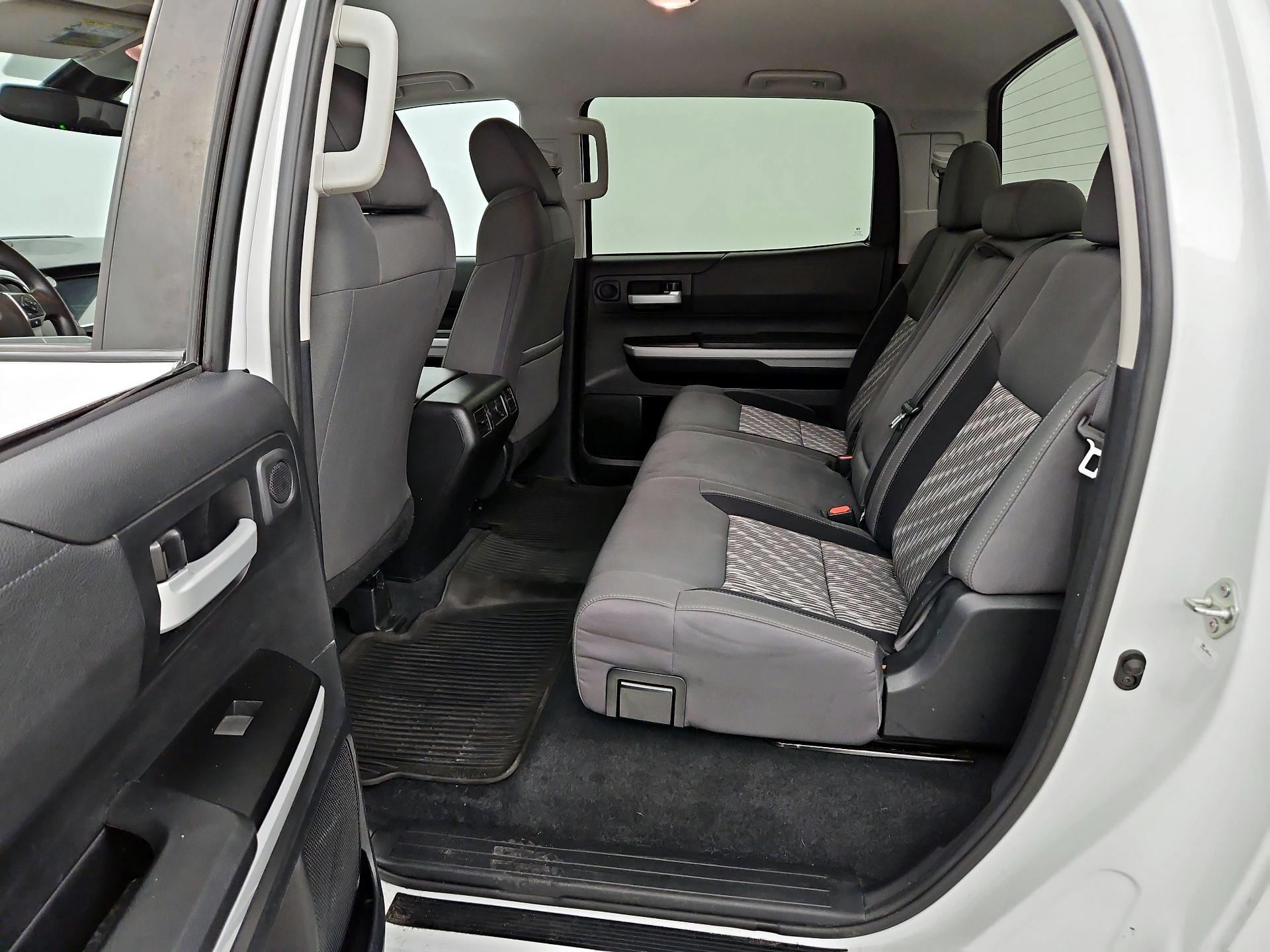 Thumbnail: 2021 Toyota Tundra - 20