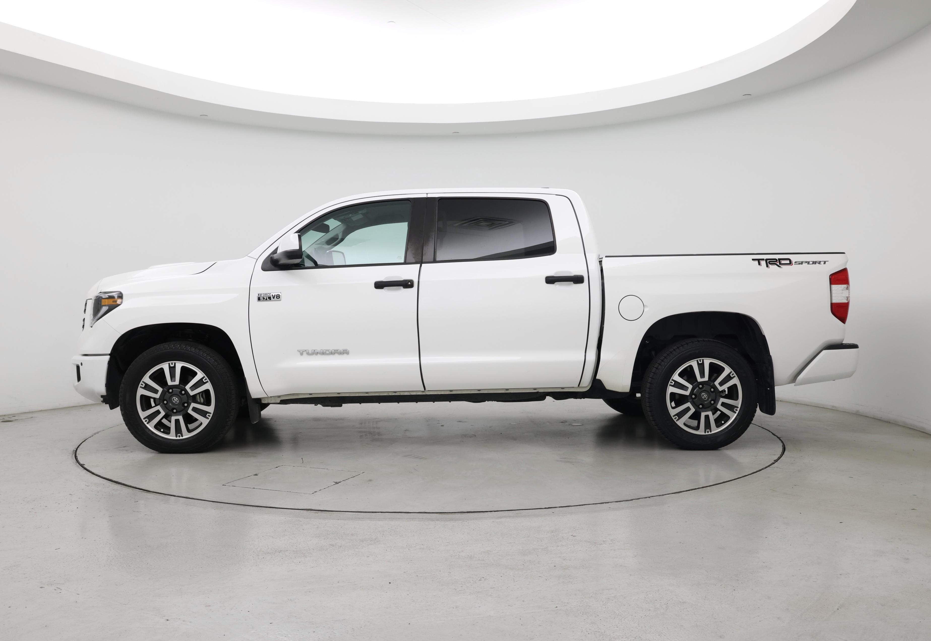 Thumbnail: 2021 Toyota Tundra - 3