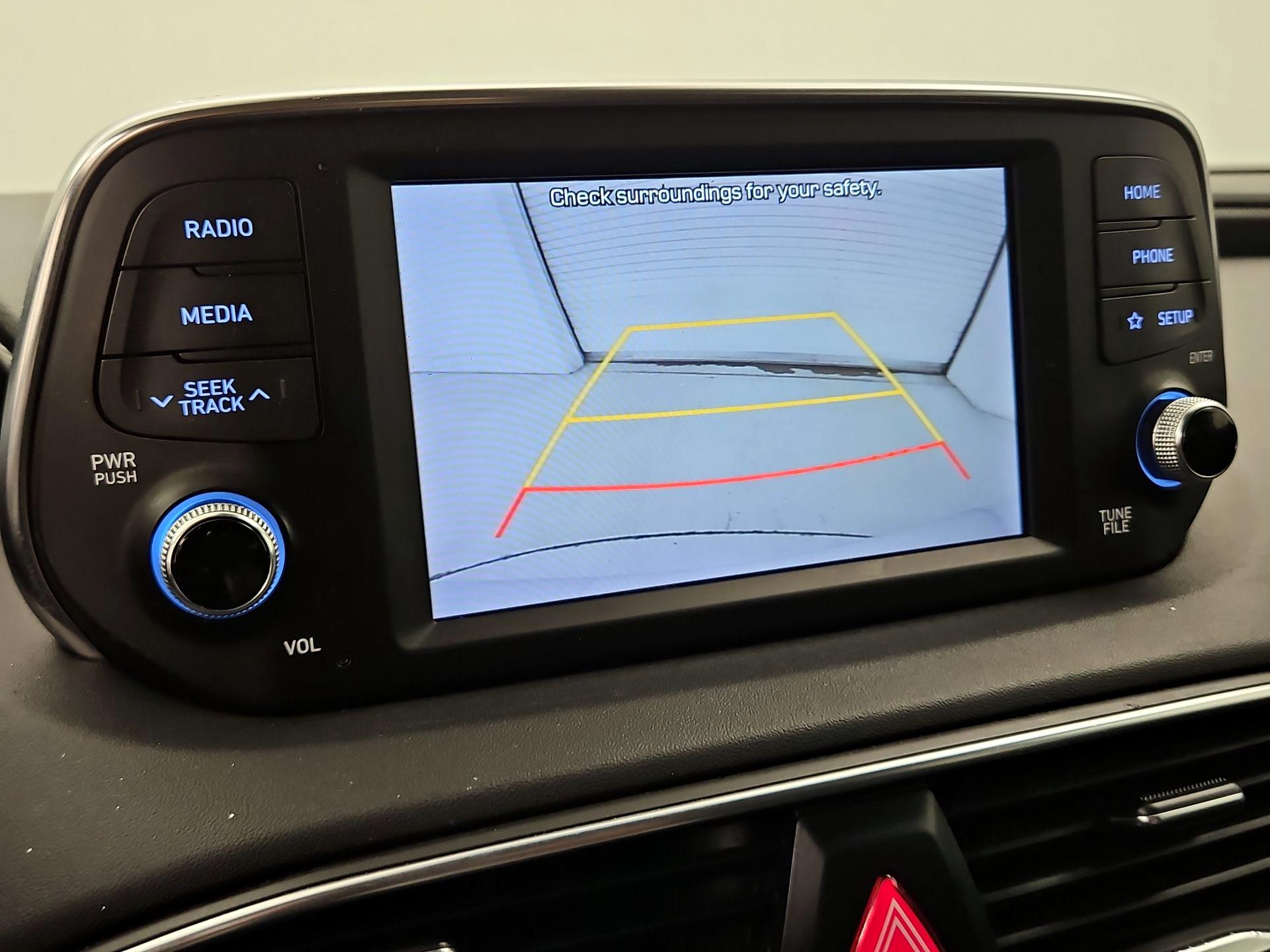 Thumbnail: 2020 Hyundai Santa Fe - 14