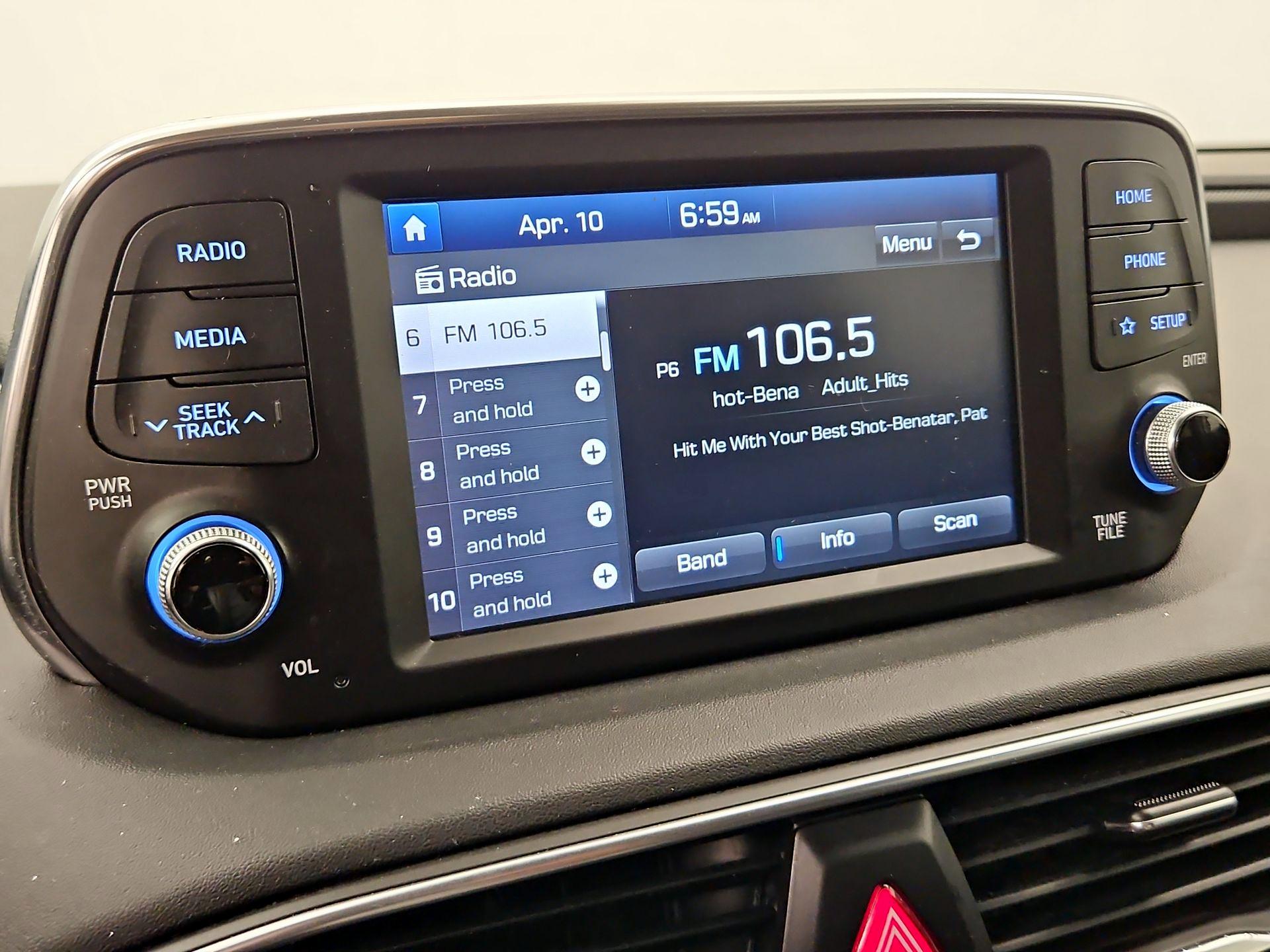 Thumbnail: 2020 Hyundai Santa Fe - 15