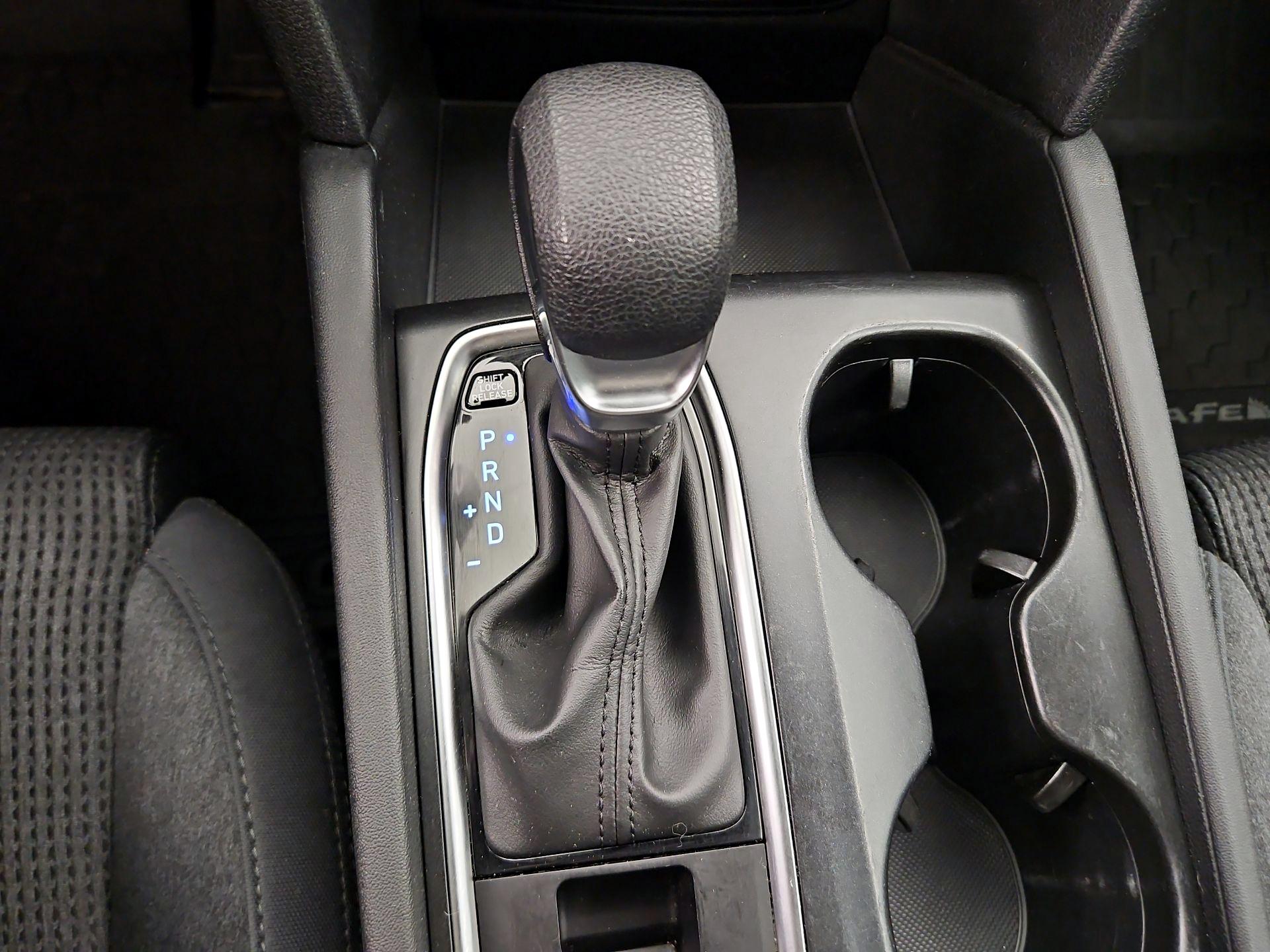 Thumbnail: 2020 Hyundai Santa Fe - 17