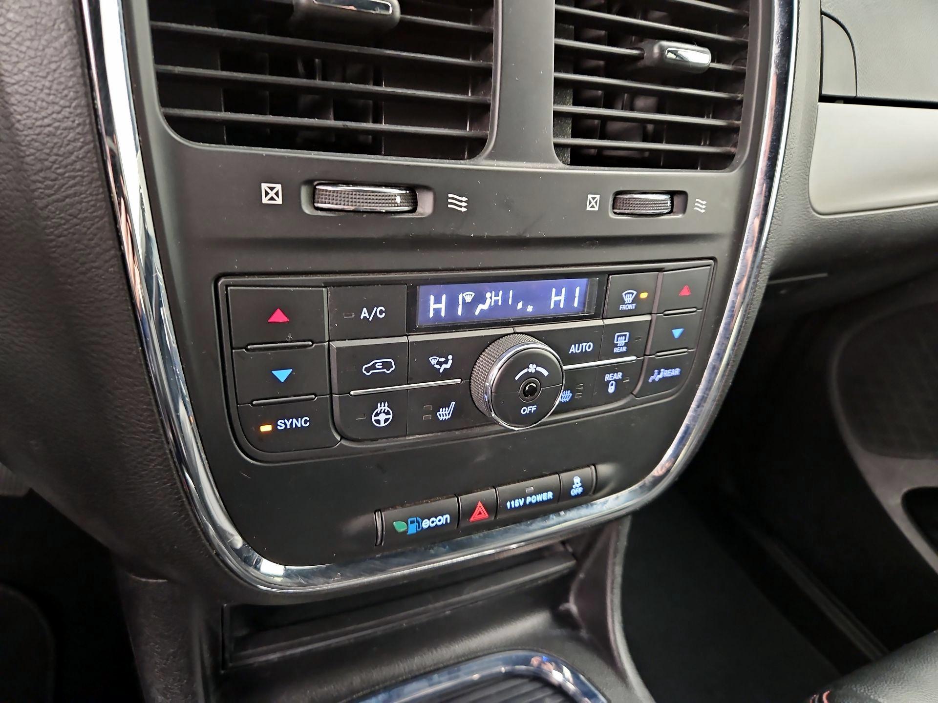 Thumbnail: 2019 Dodge Grand Caravan - 16